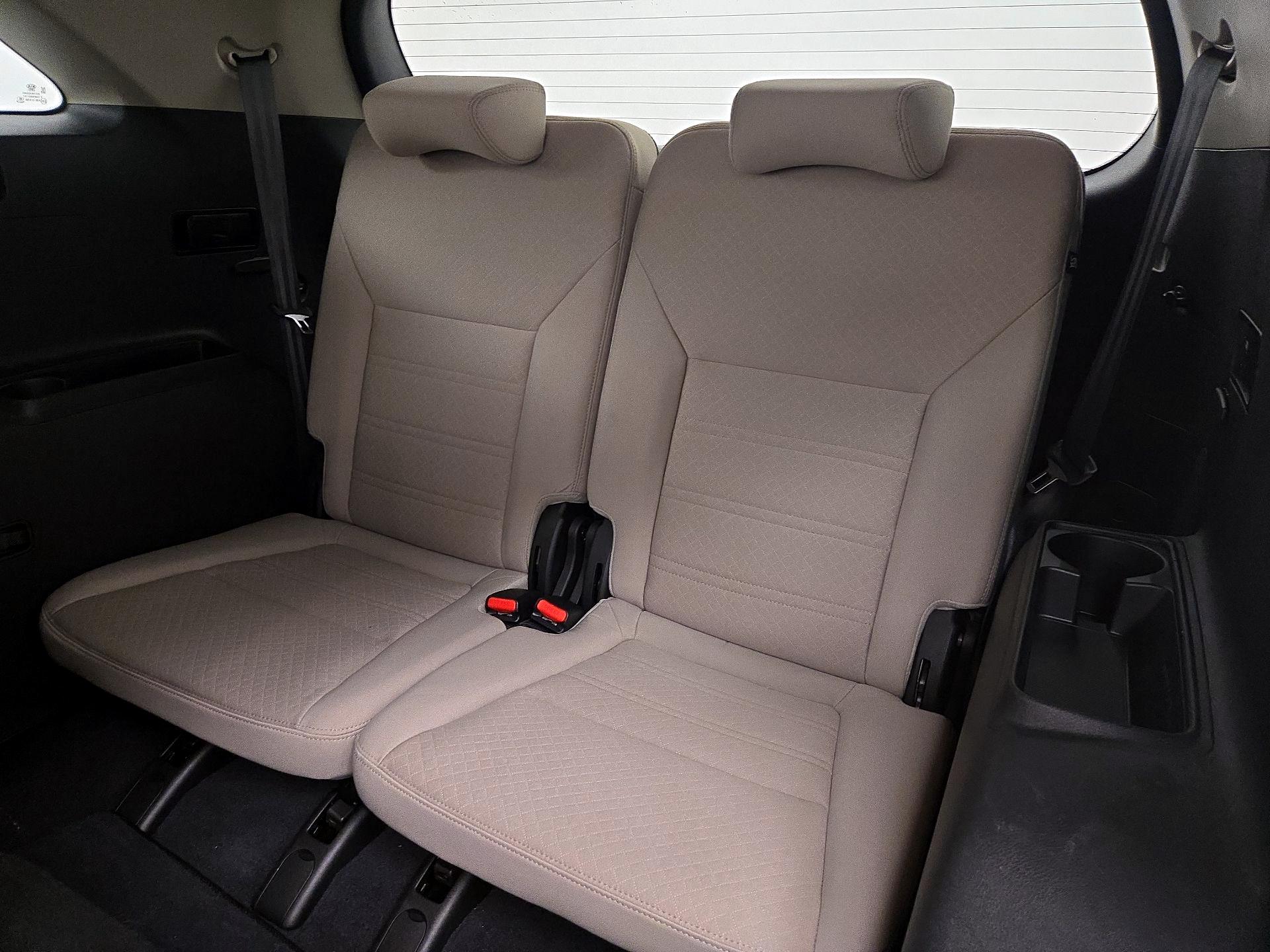 Thumbnail: 2020 Kia Sorento - 20