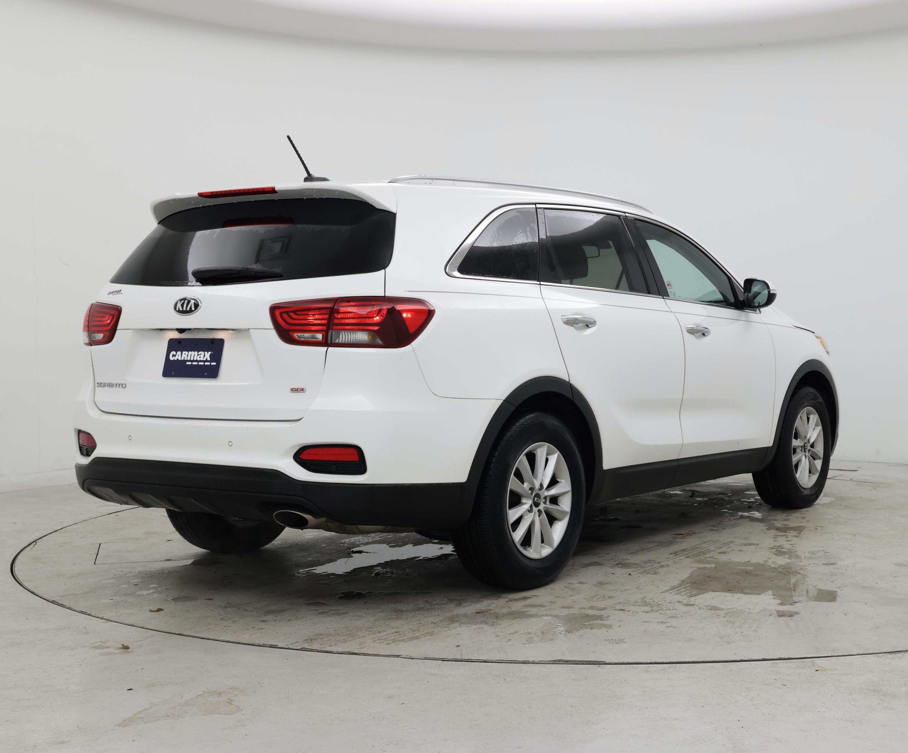 Thumbnail: 2020 Kia Sorento - 8