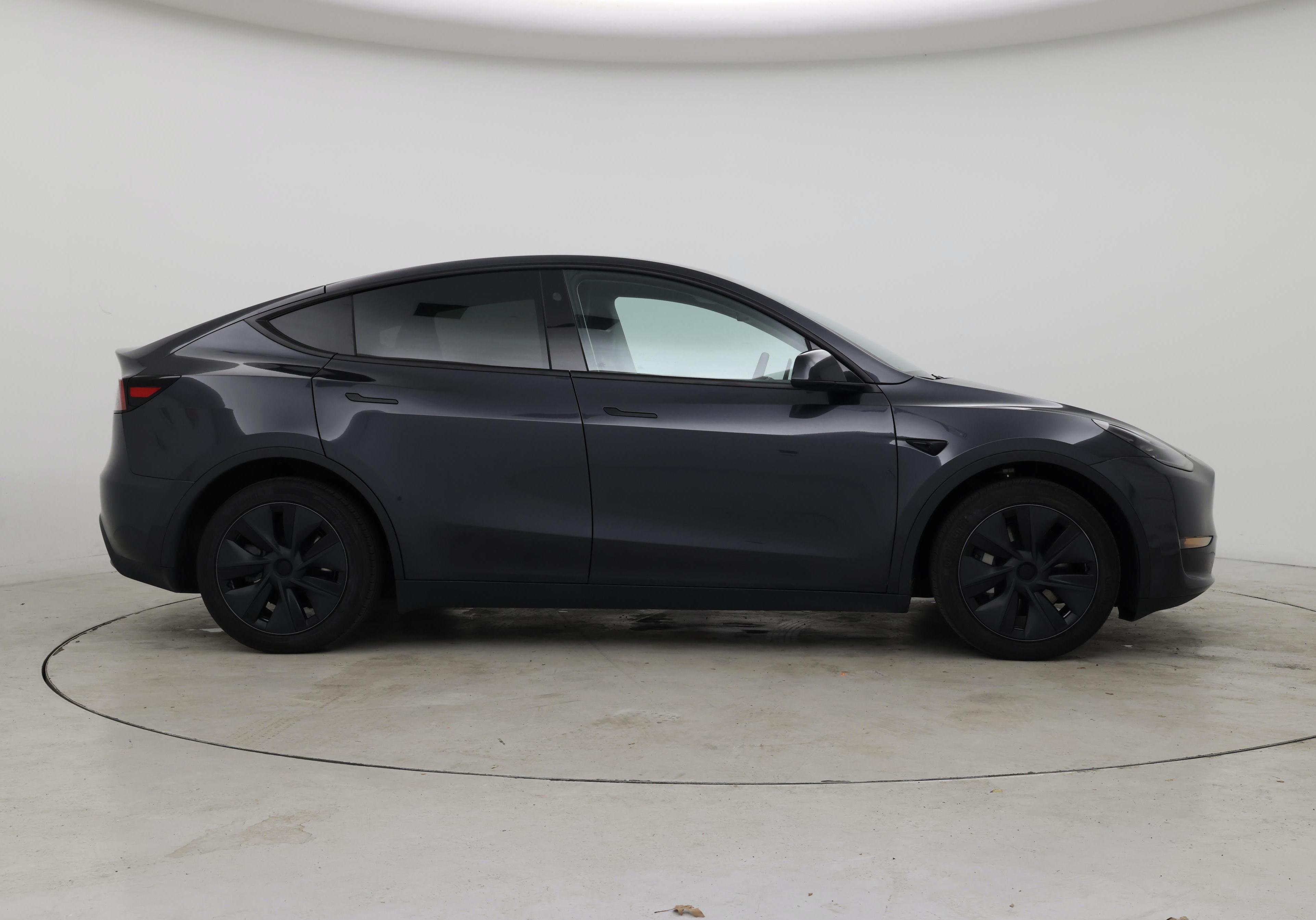 Thumbnail: 2024 Tesla Model Y - 7