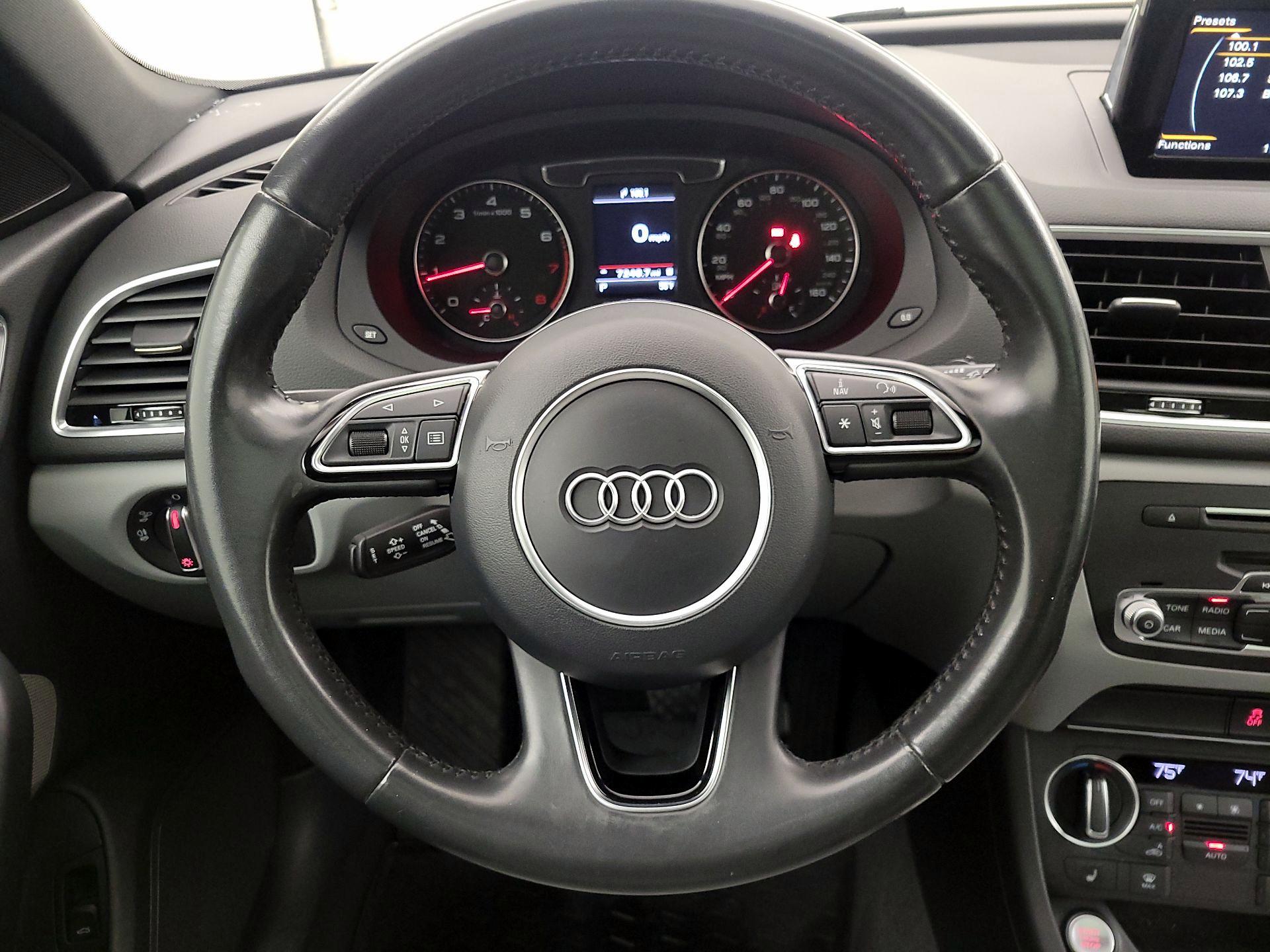 Thumbnail: 2018 Audi Q3 - 10