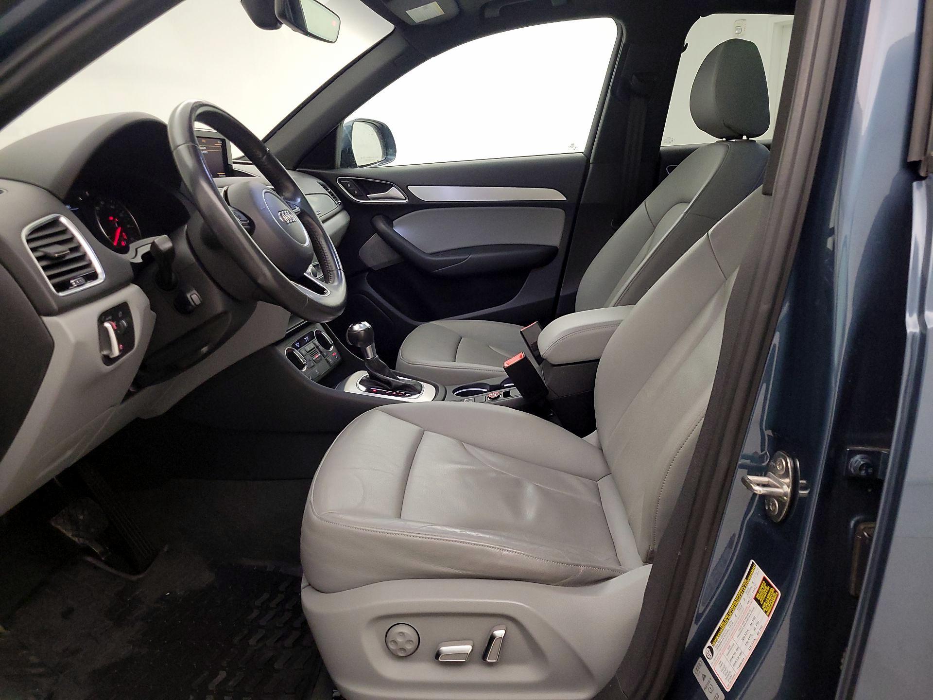 Thumbnail: 2018 Audi Q3 - 11