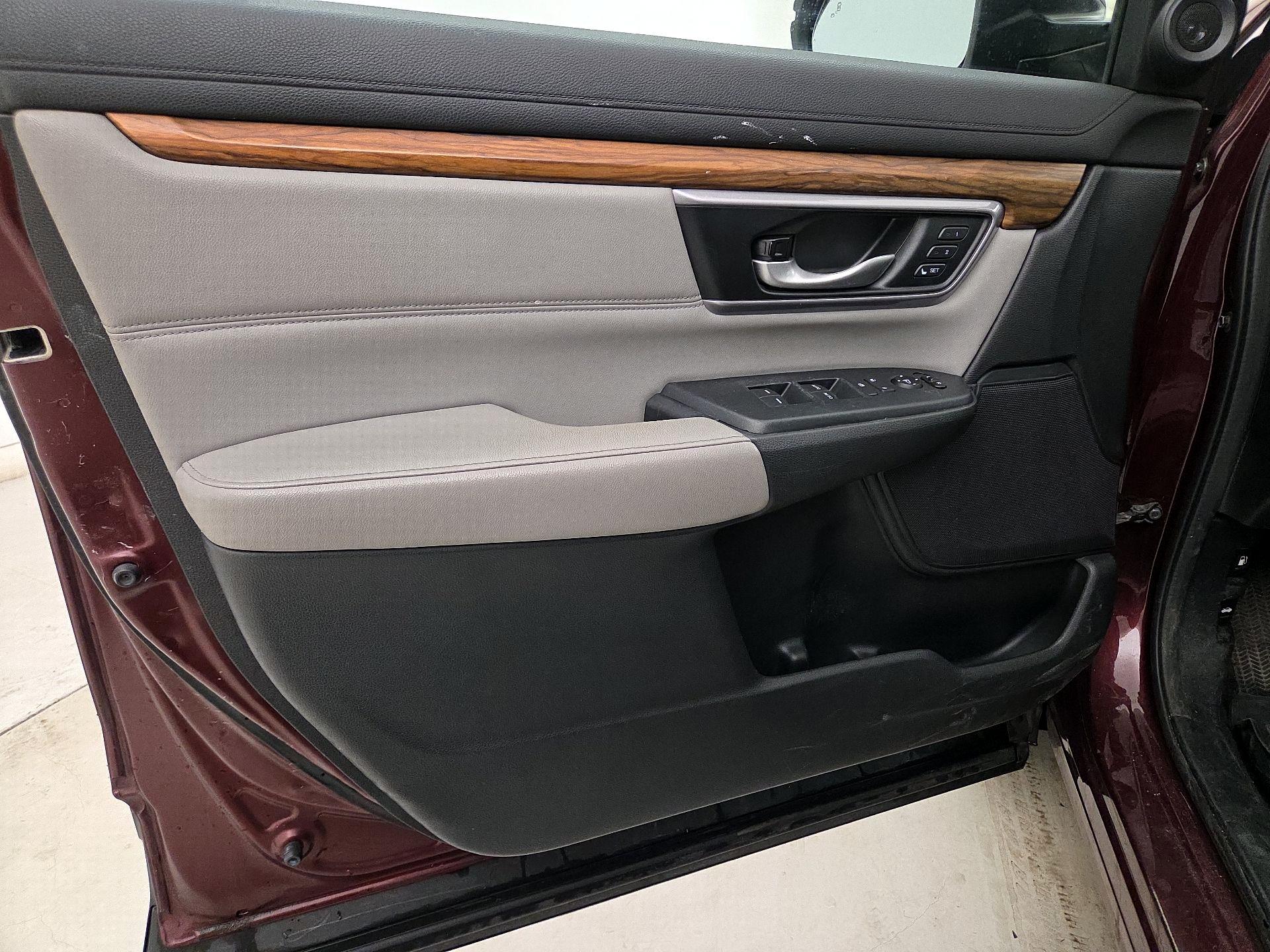 Thumbnail: 2017 Honda CR-V - 12