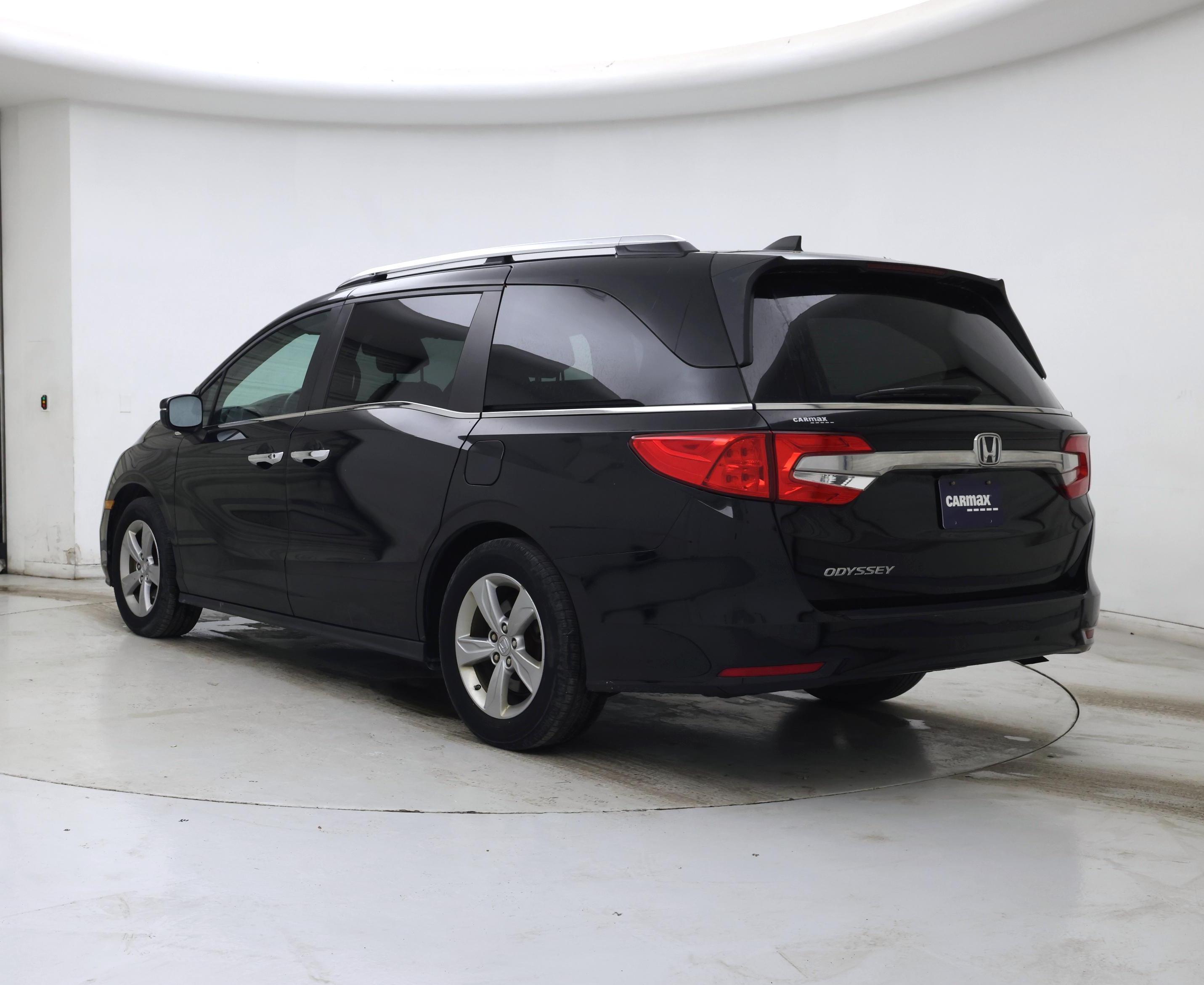 Thumbnail: 2018 Honda Odyssey - 2