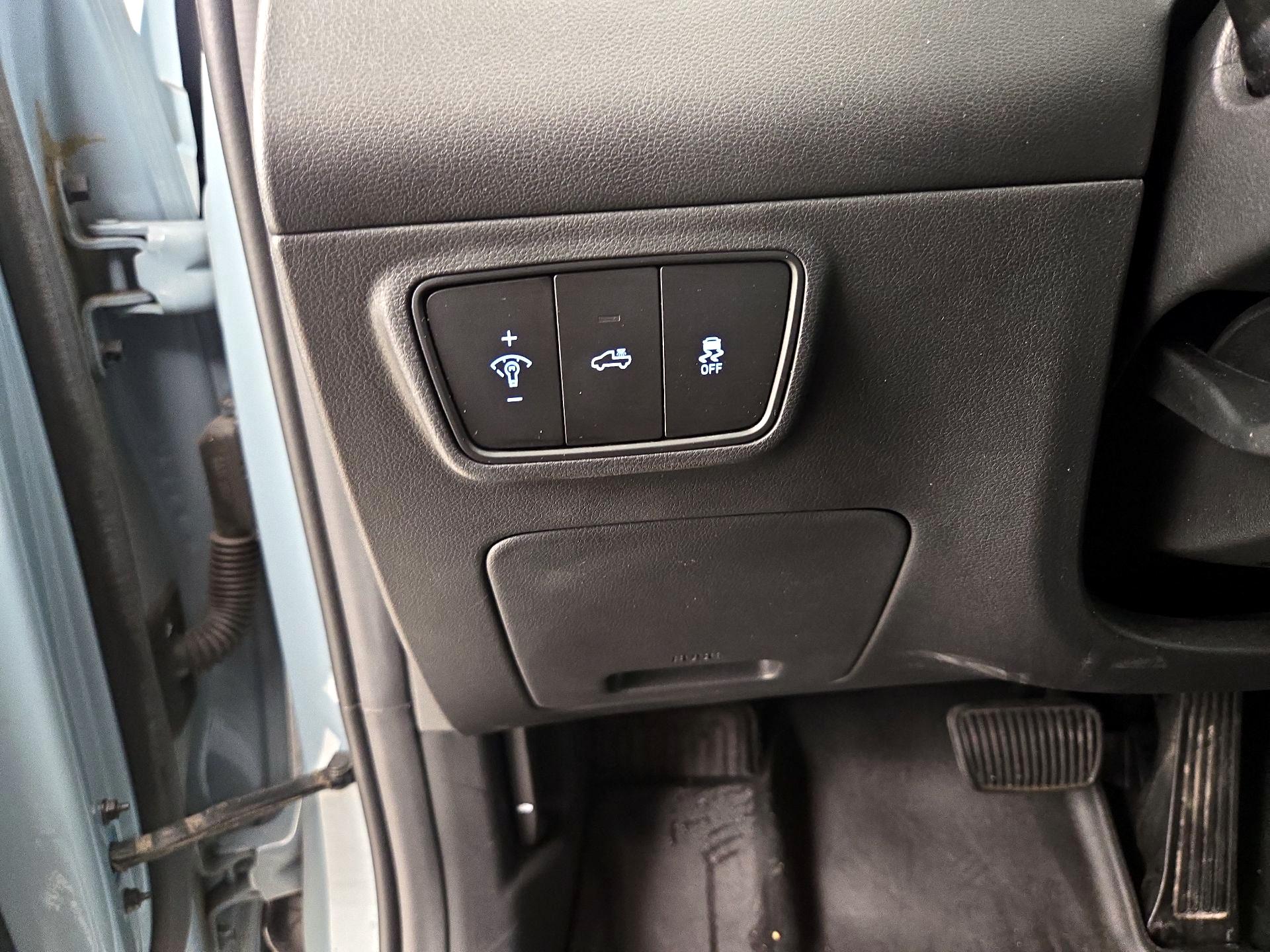 Thumbnail: 2023 Hyundai Santa Cruz - 13