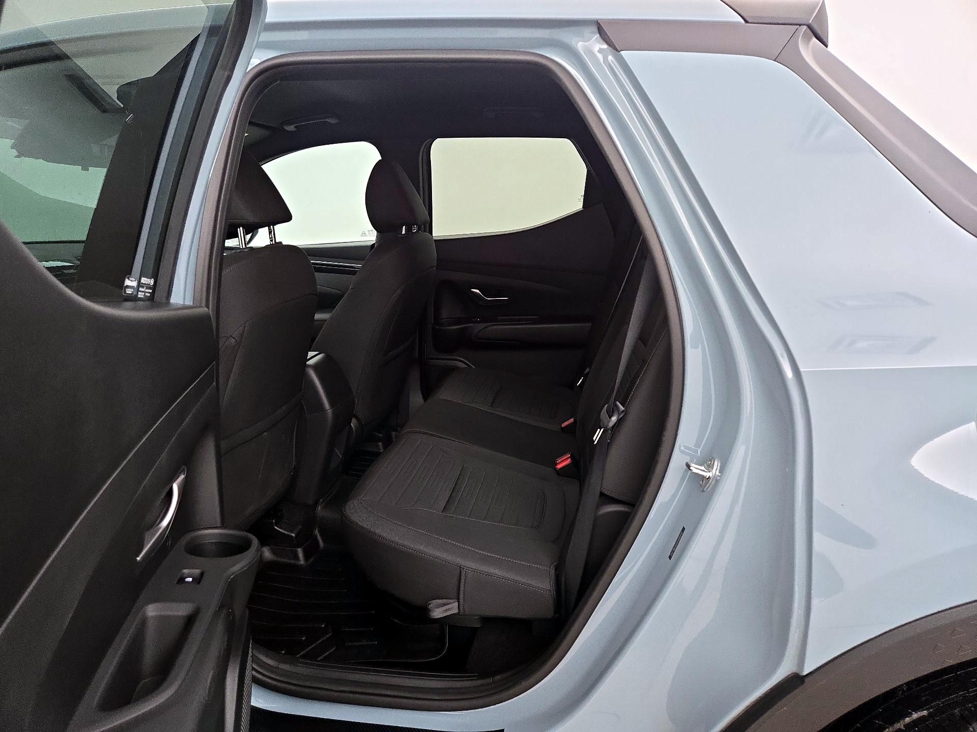 Thumbnail: 2023 Hyundai Santa Cruz - 19