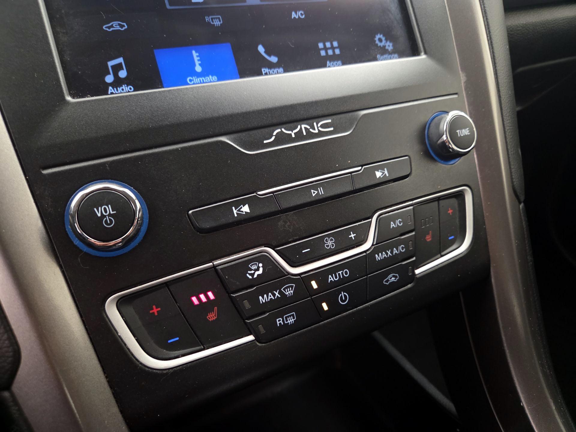 Thumbnail: 2019 Ford Fusion - 16