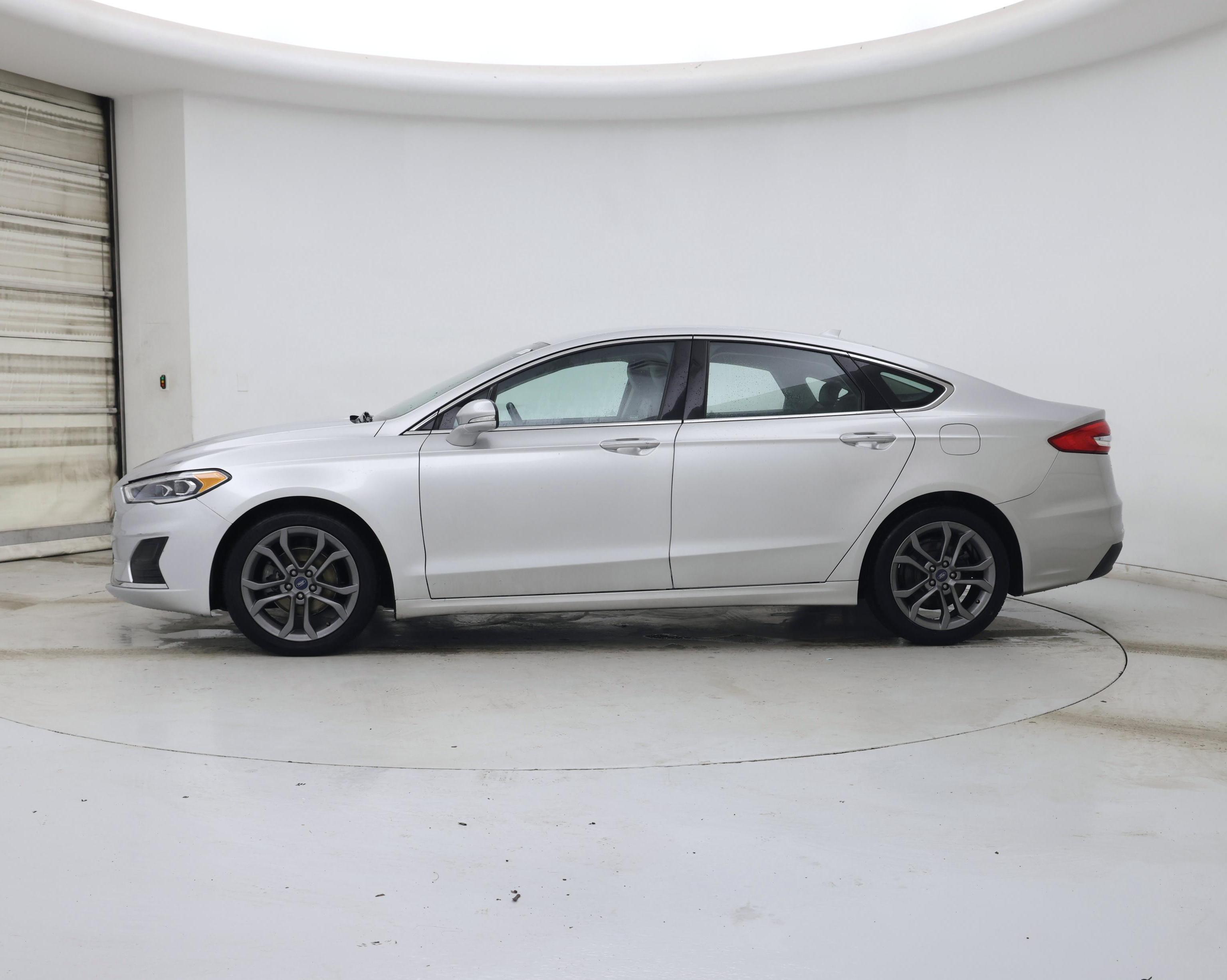 Thumbnail: 2019 Ford Fusion - 3