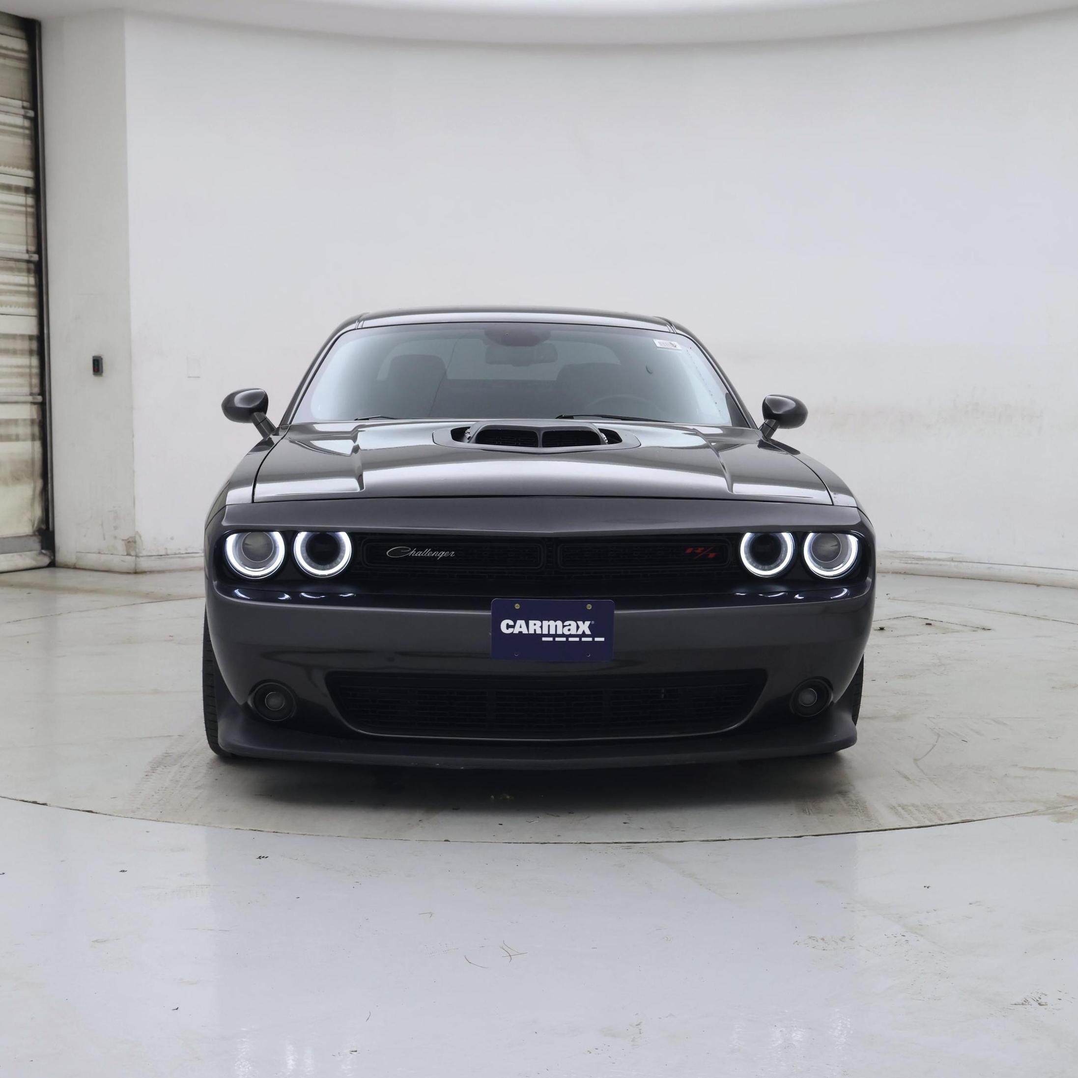Thumbnail: 2018 Dodge Challenger - 5