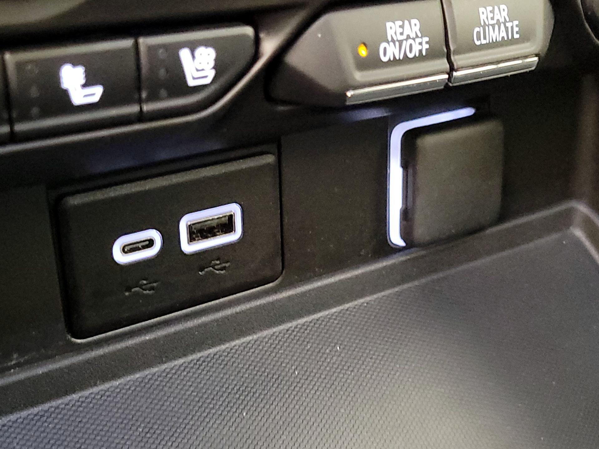 Thumbnail: 2024 GMC Yukon - 18