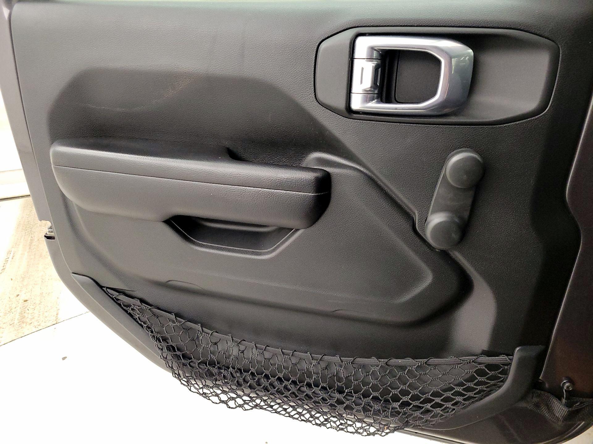 Thumbnail: 2021 Jeep Wrangler - 12