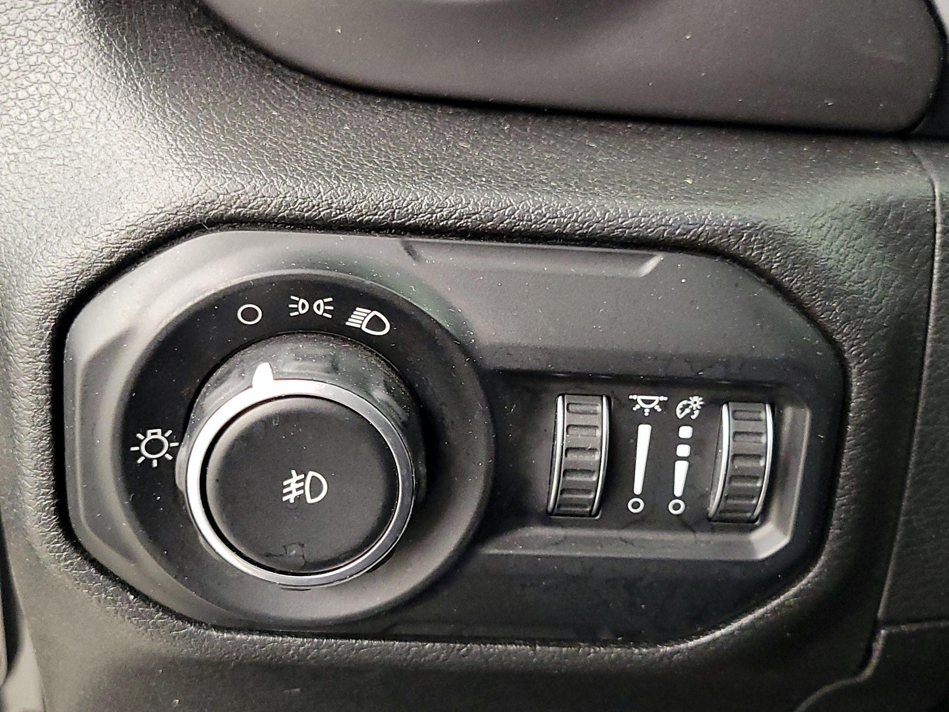 Thumbnail: 2021 Jeep Wrangler - 13