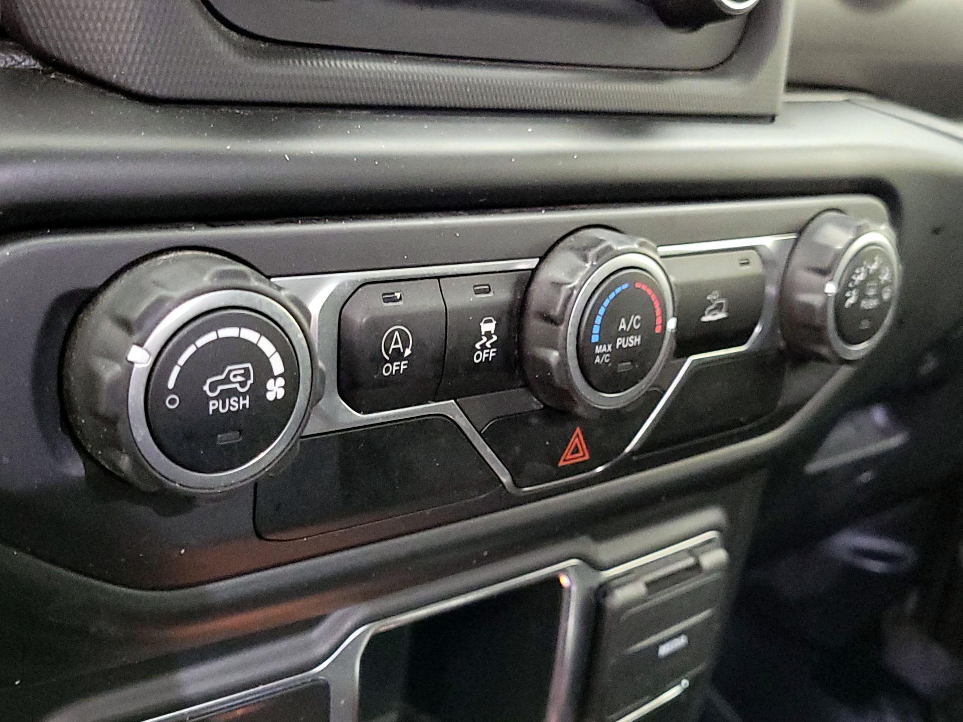 Thumbnail: 2021 Jeep Wrangler - 16