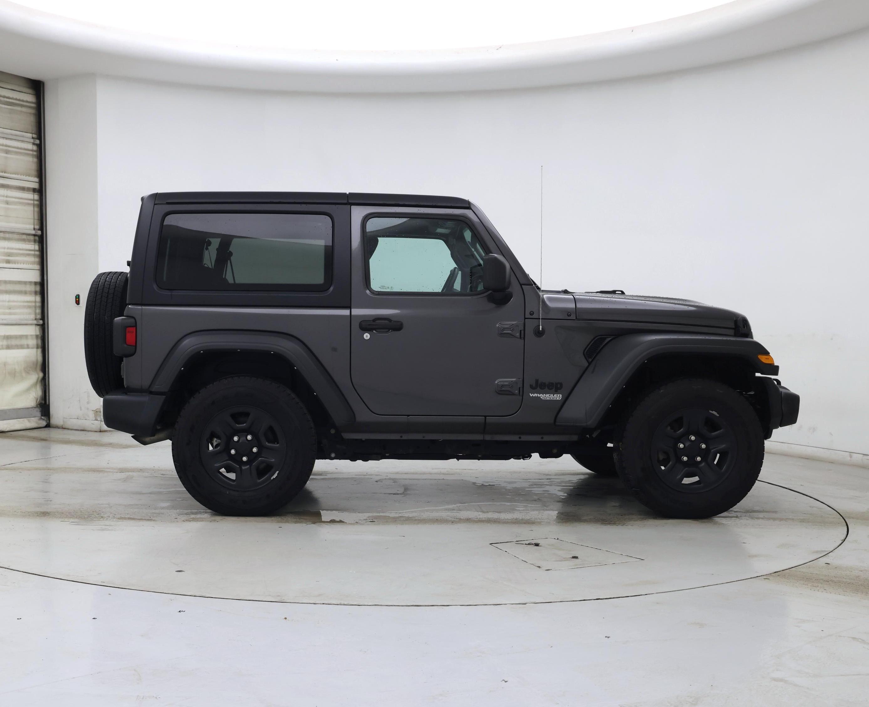 Thumbnail: 2021 Jeep Wrangler - 7