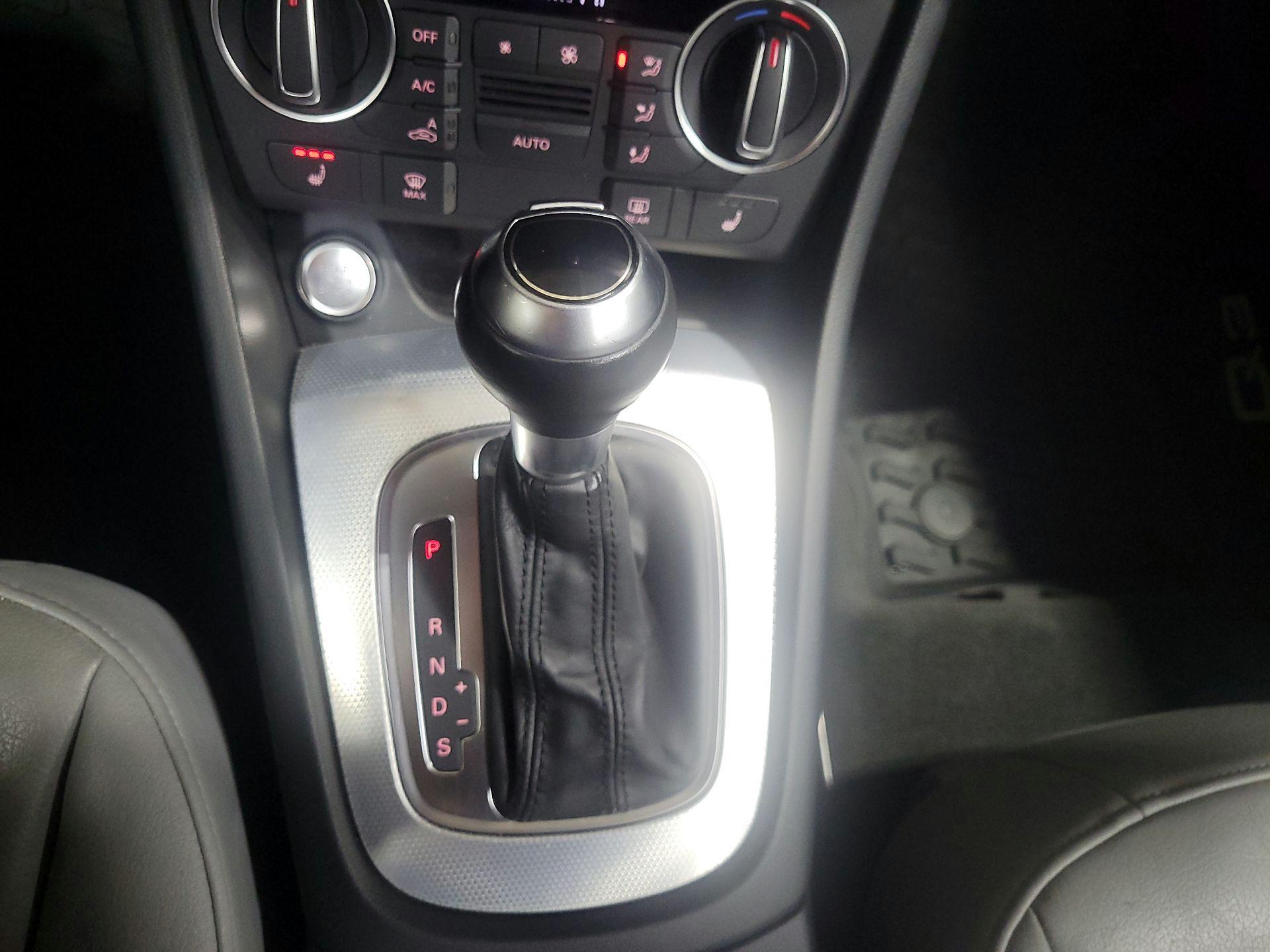 Thumbnail: 2018 Audi Q3 - 17