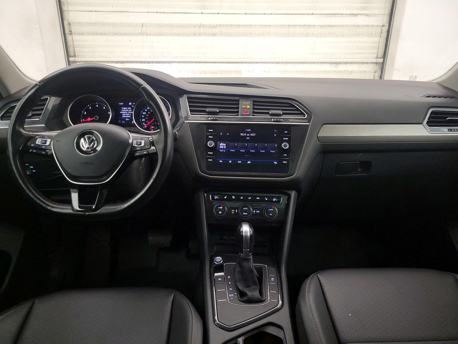 Thumbnail: 2019 Volkswagen Tiguan - 9
