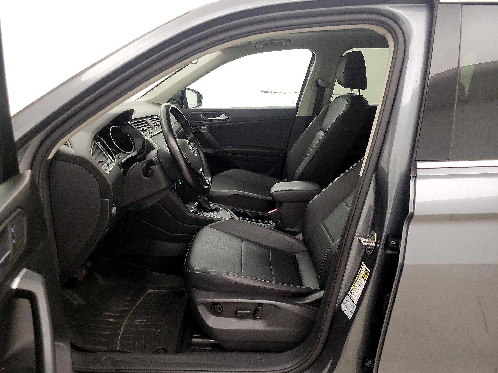 Thumbnail: 2019 Volkswagen Tiguan - 11
