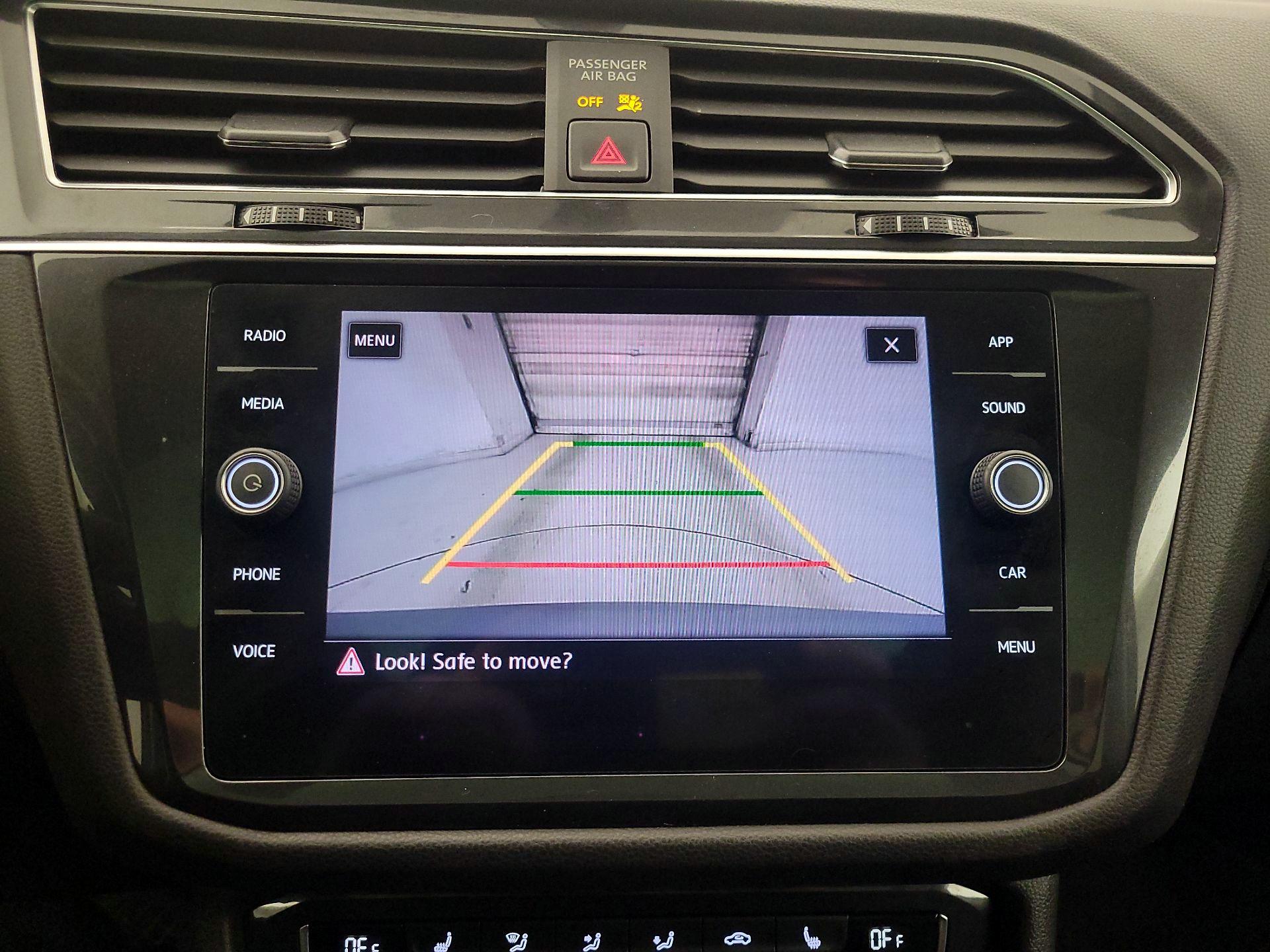 Thumbnail: 2019 Volkswagen Tiguan - 14