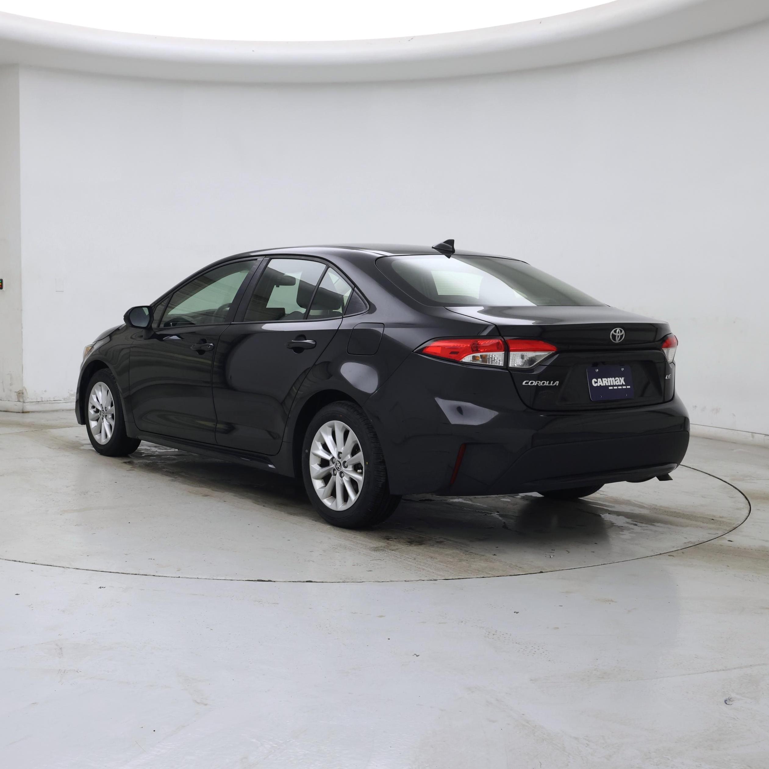 Thumbnail: 2021 Toyota Corolla - 2