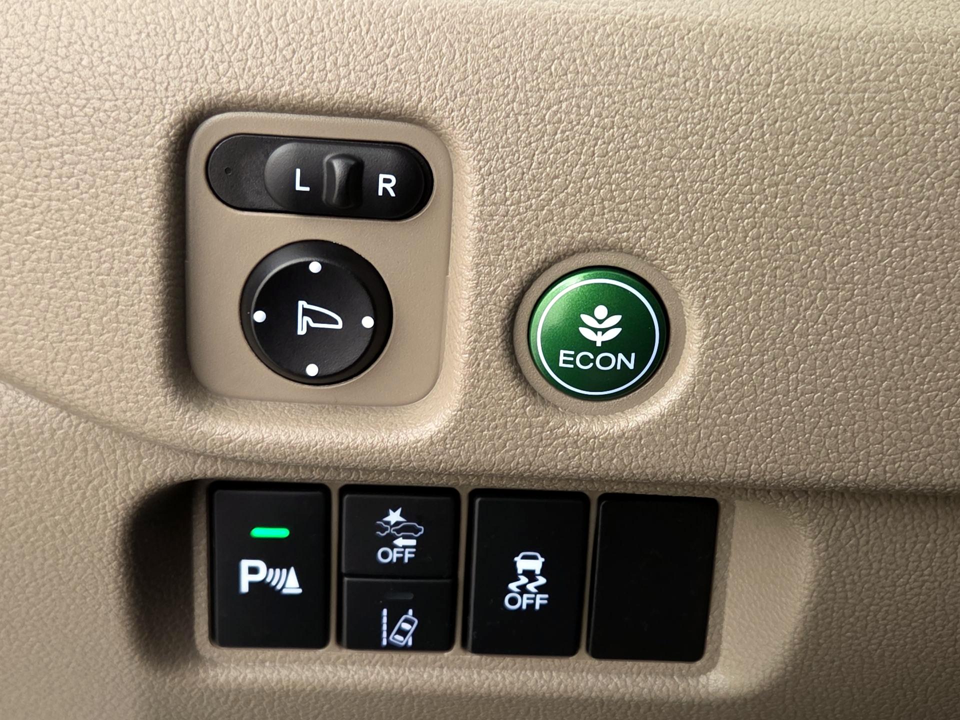 Thumbnail: 2021 Honda Pilot - 13