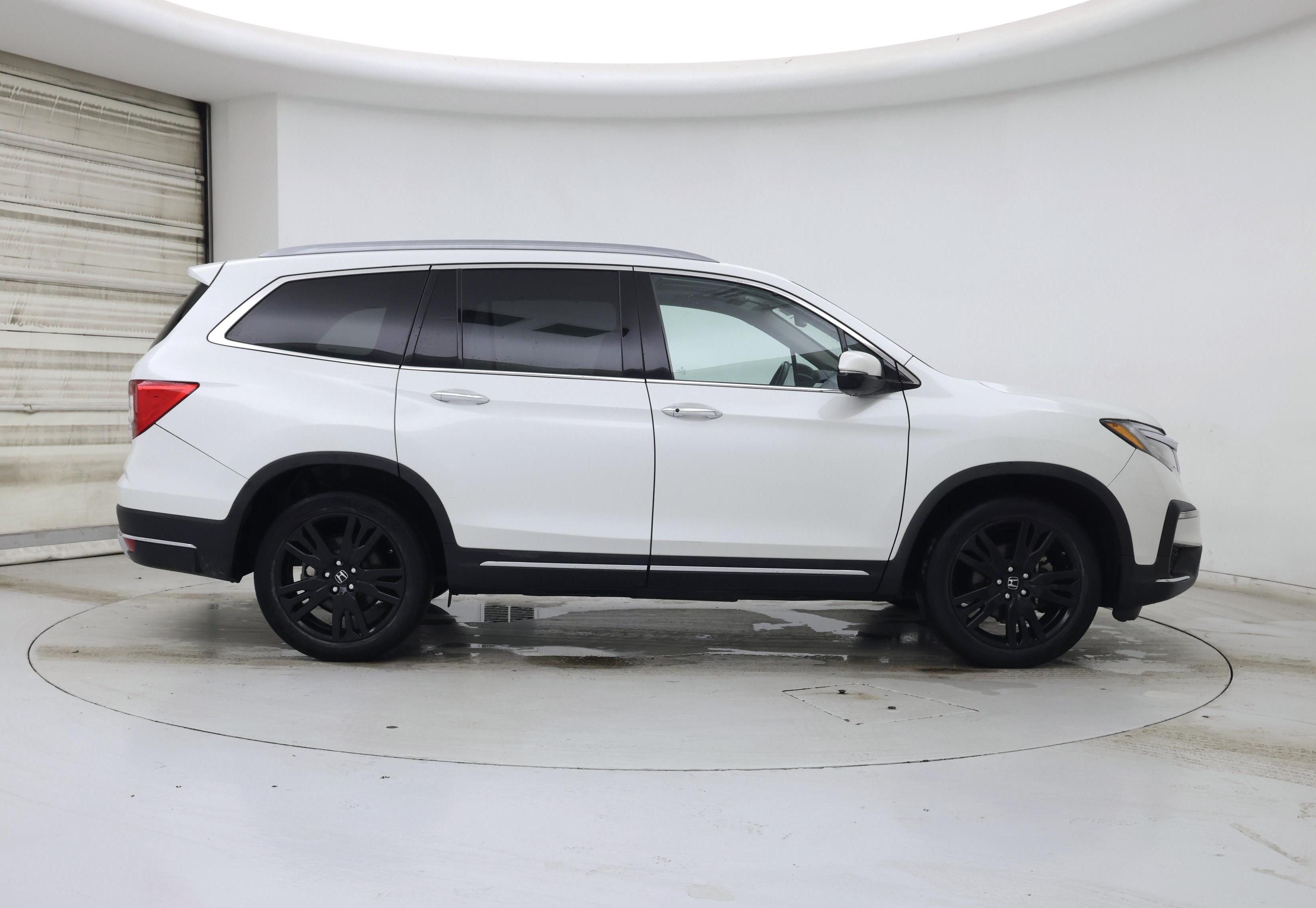 Thumbnail: 2021 Honda Pilot - 7