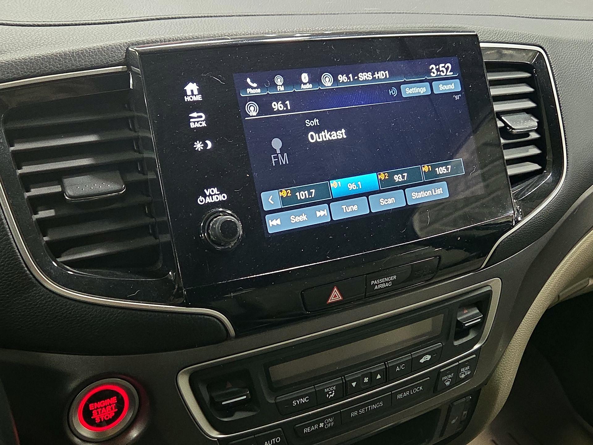 Thumbnail: 2021 Honda Pilot - 15