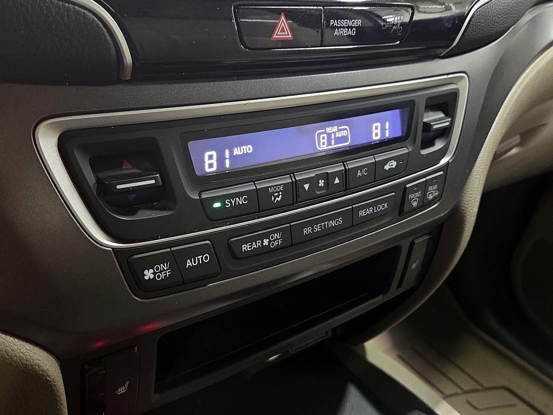 Thumbnail: 2021 Honda Pilot - 16