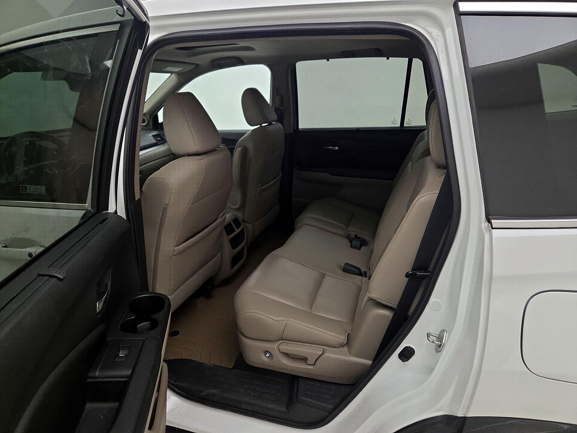 Thumbnail: 2021 Honda Pilot - 20