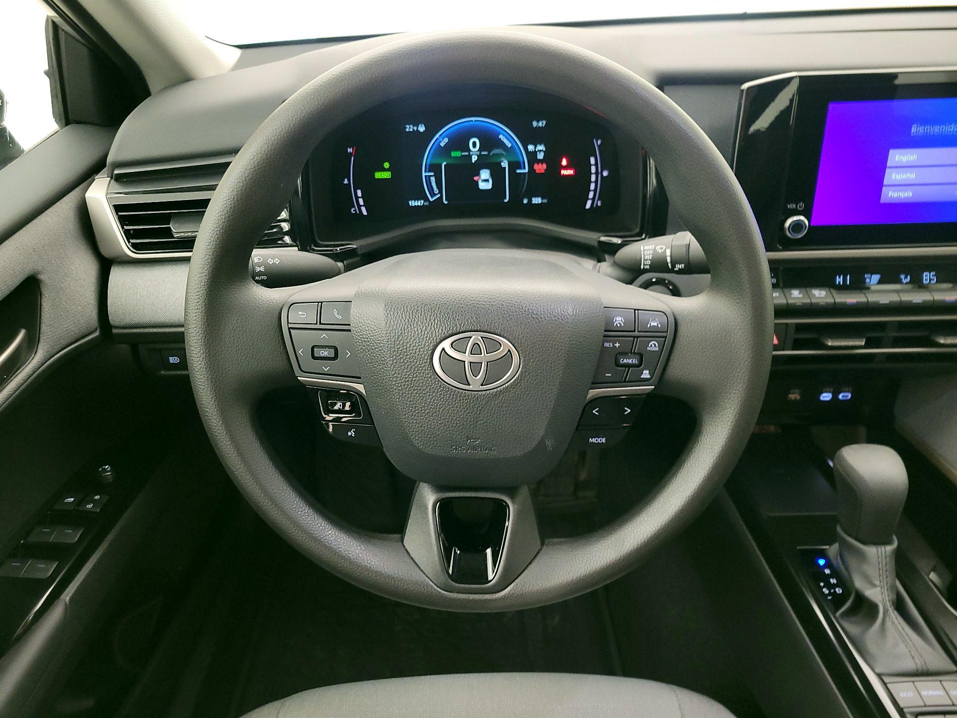 Thumbnail: 2025 Toyota Camry - 10