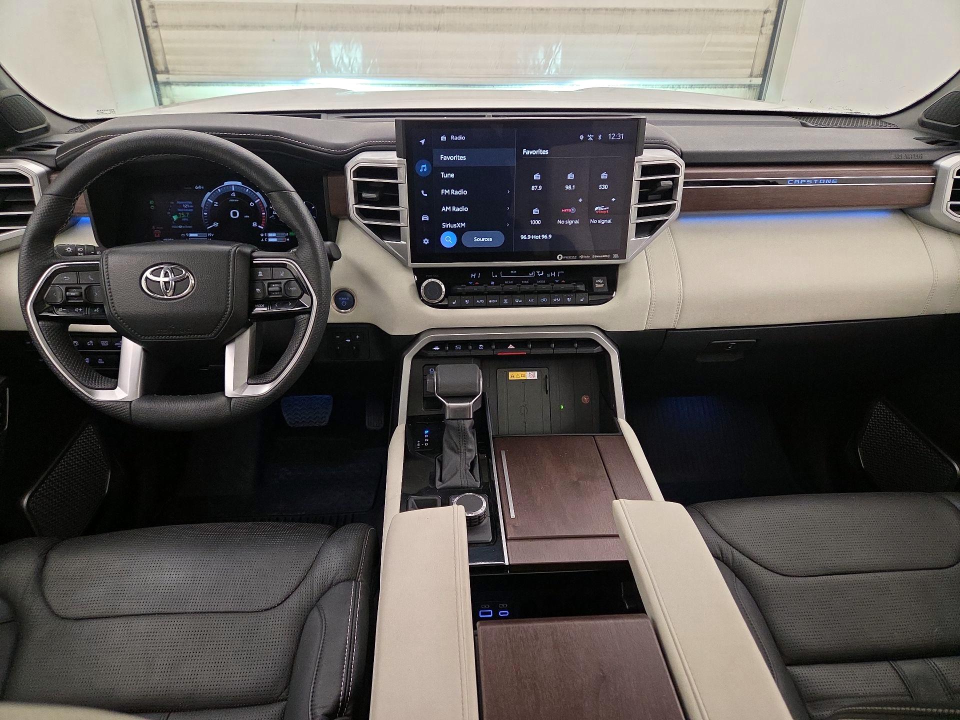 Thumbnail: 2023 Toyota Sequoia - 9