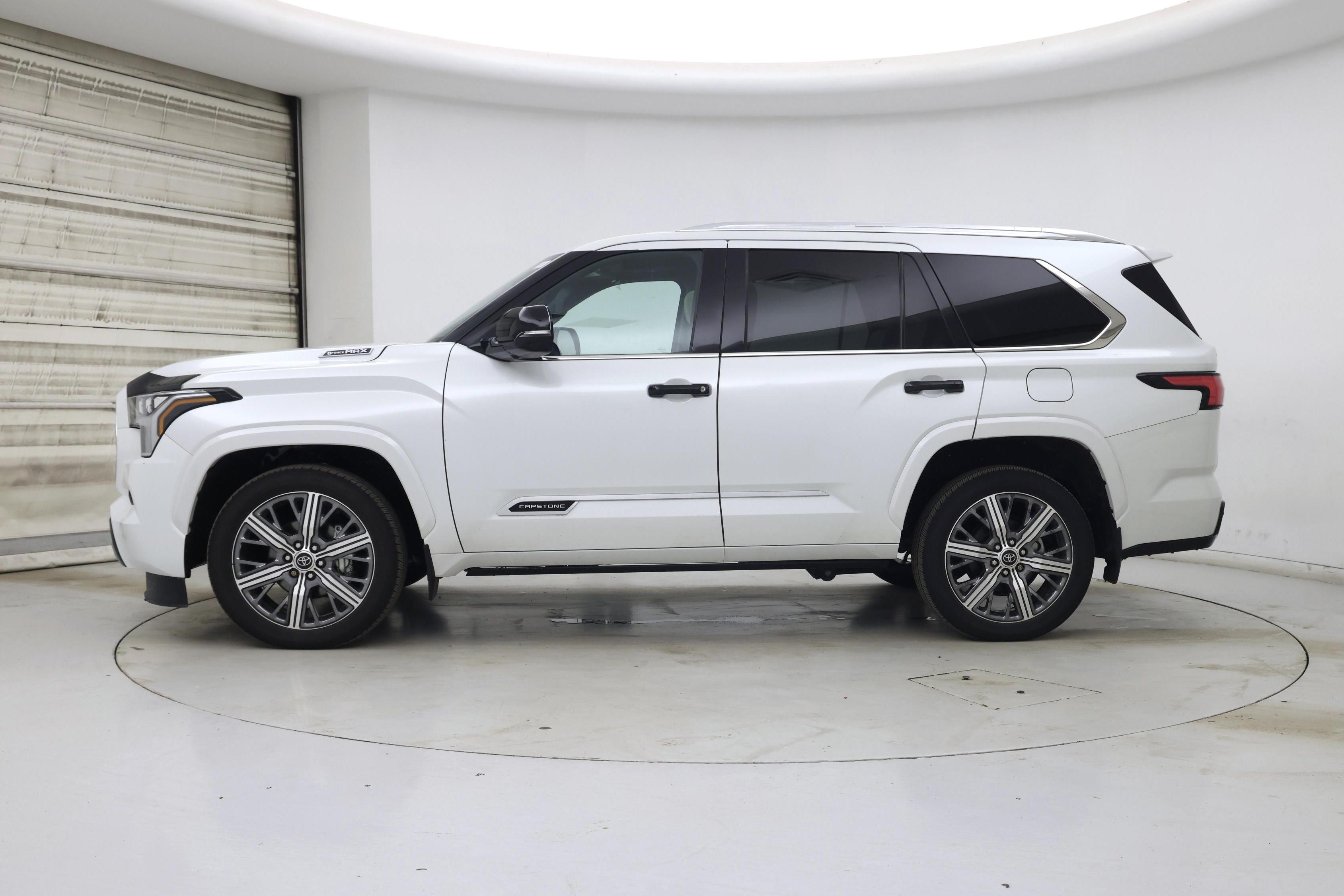 Thumbnail: 2023 Toyota Sequoia - 3