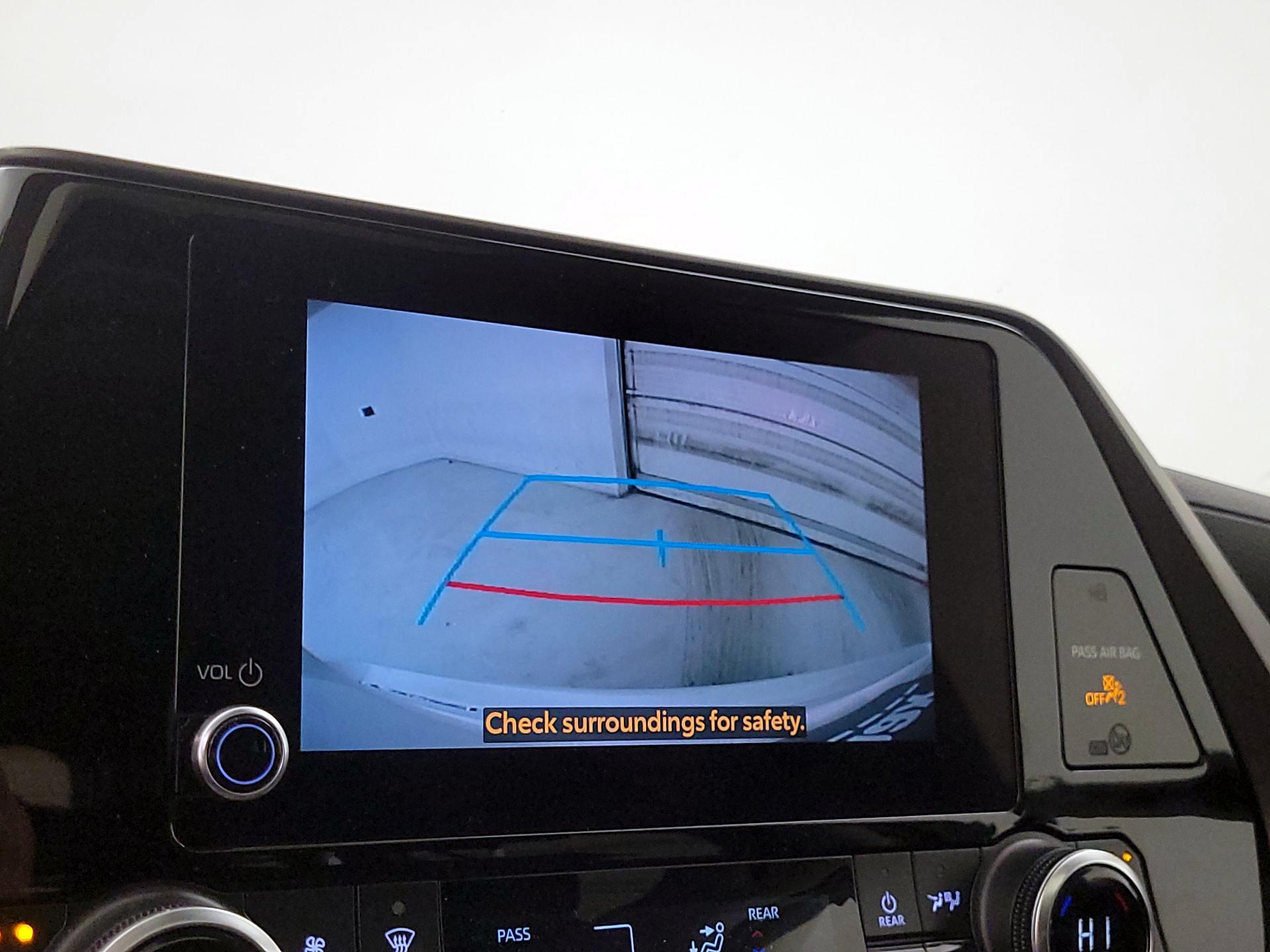 Thumbnail: 2023 Toyota Highlander - 14