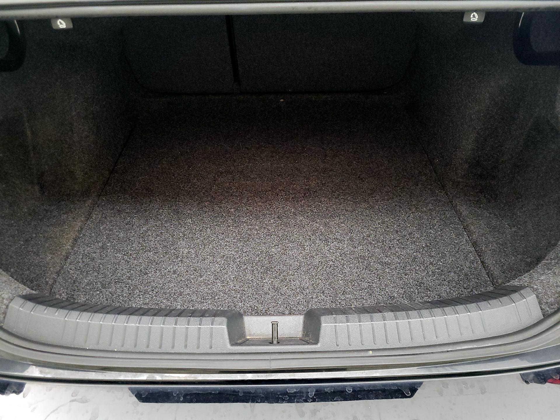 Thumbnail: 2020 Volkswagen Jetta - 19