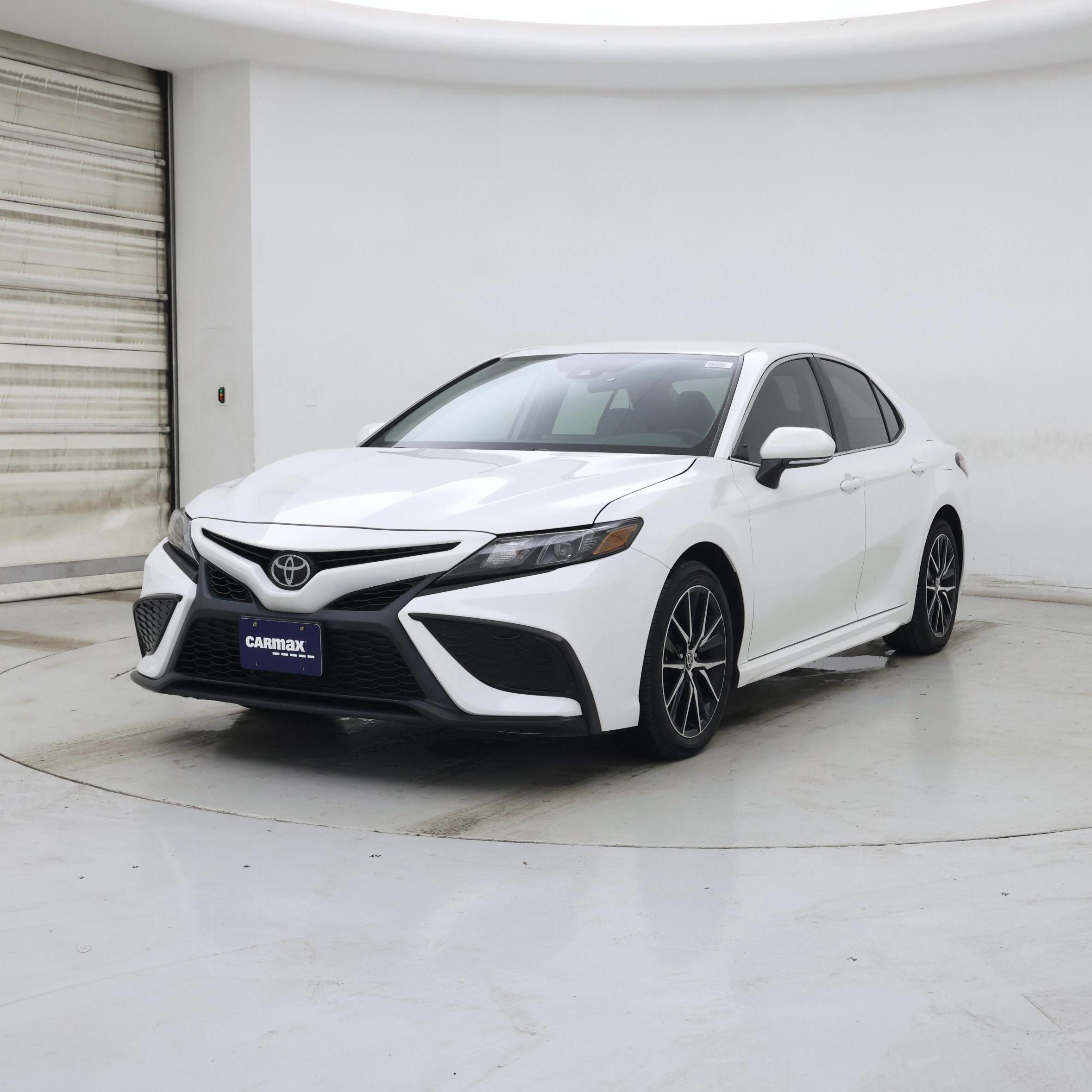 Thumbnail: 2024 Toyota Camry - 4