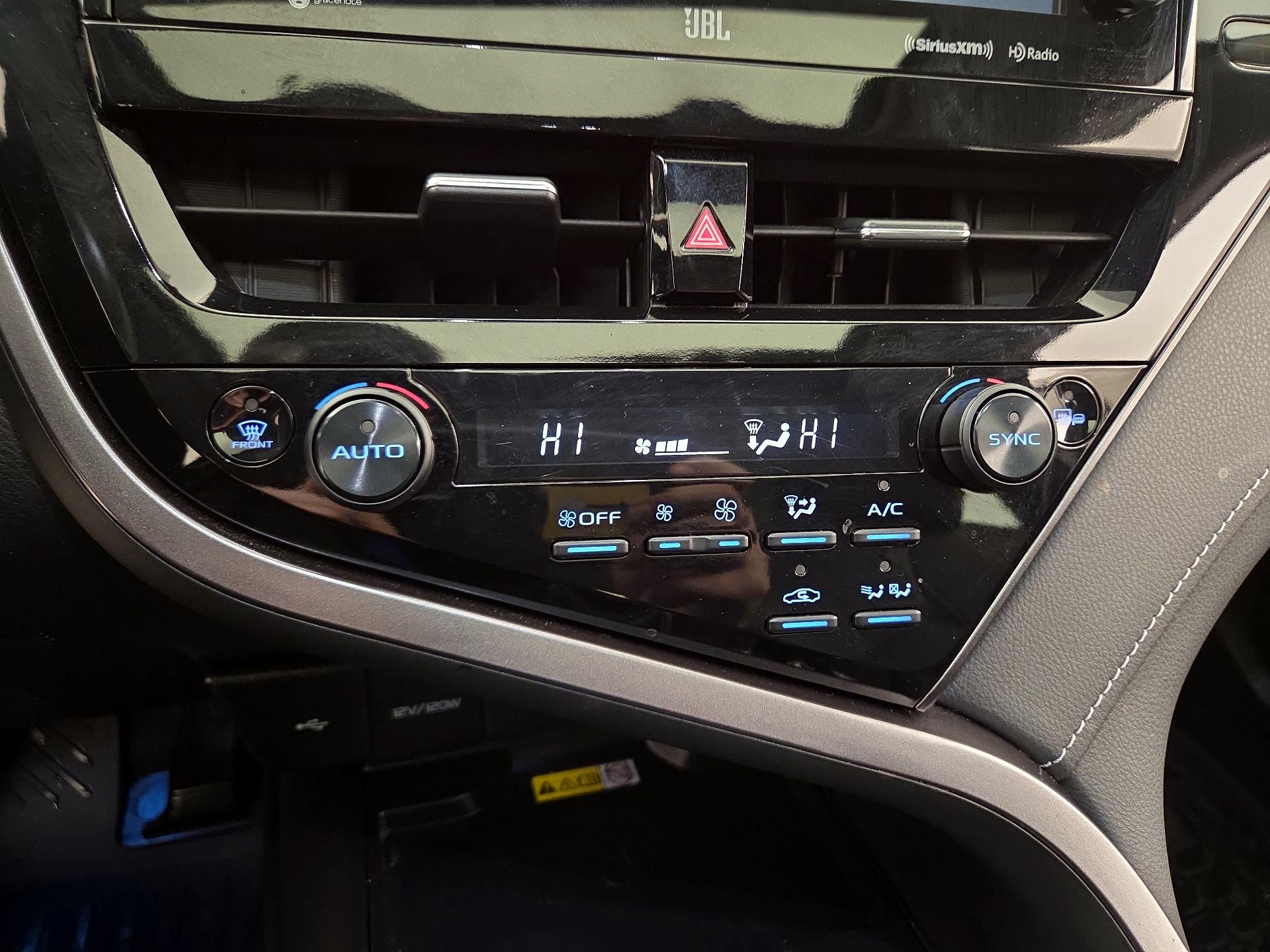 Thumbnail: 2023 Toyota Camry - 17