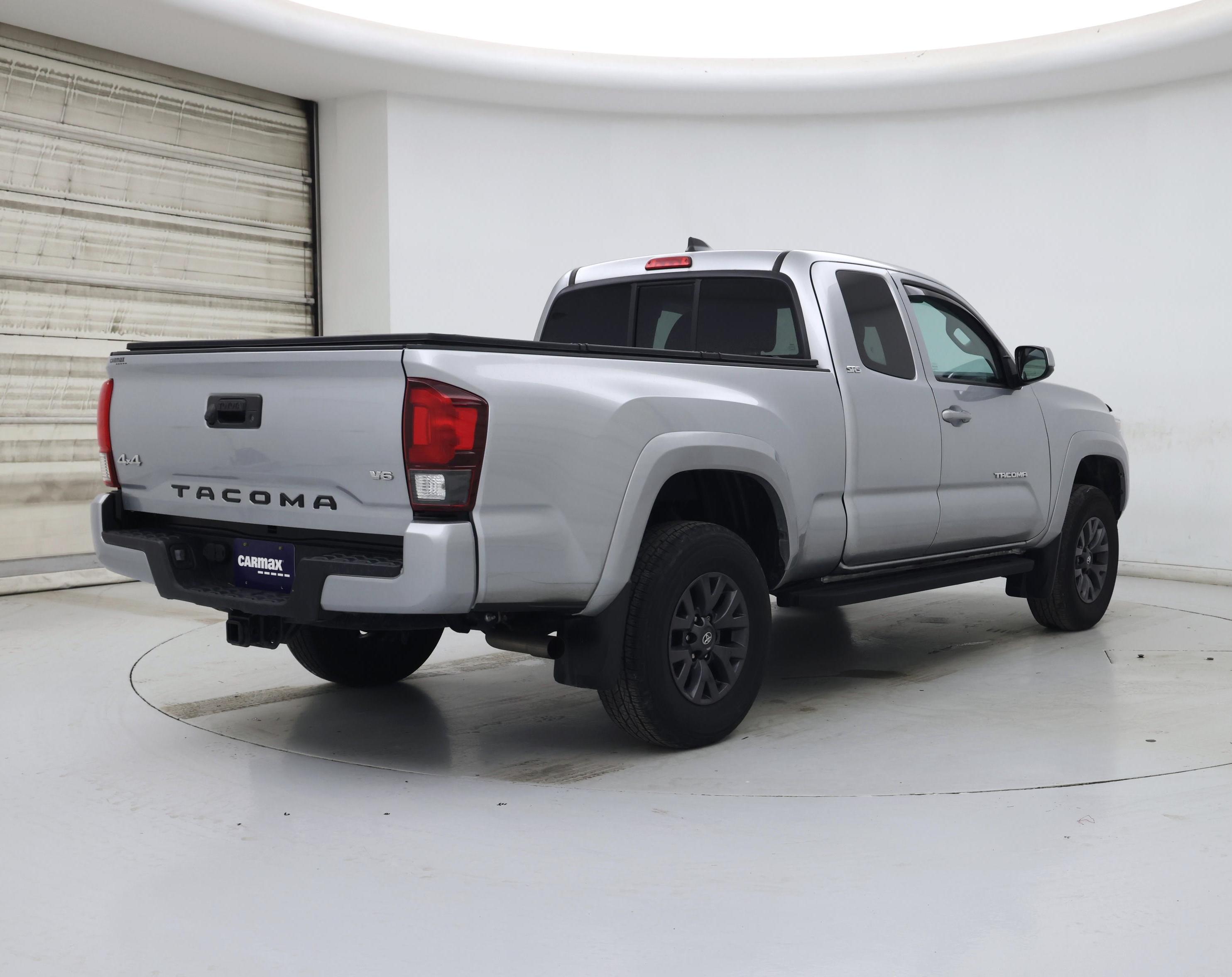 Thumbnail: 2022 Toyota Tacoma - 8