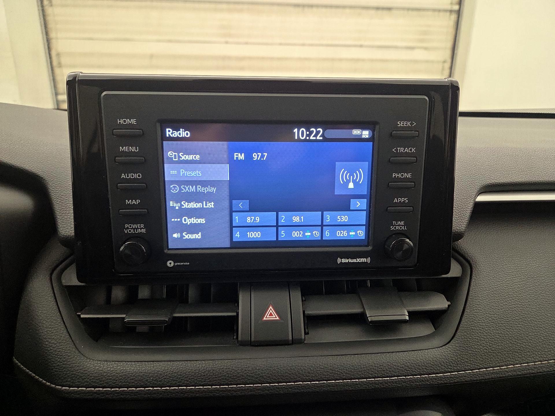 Thumbnail: 2020 Toyota RAV4 - 15