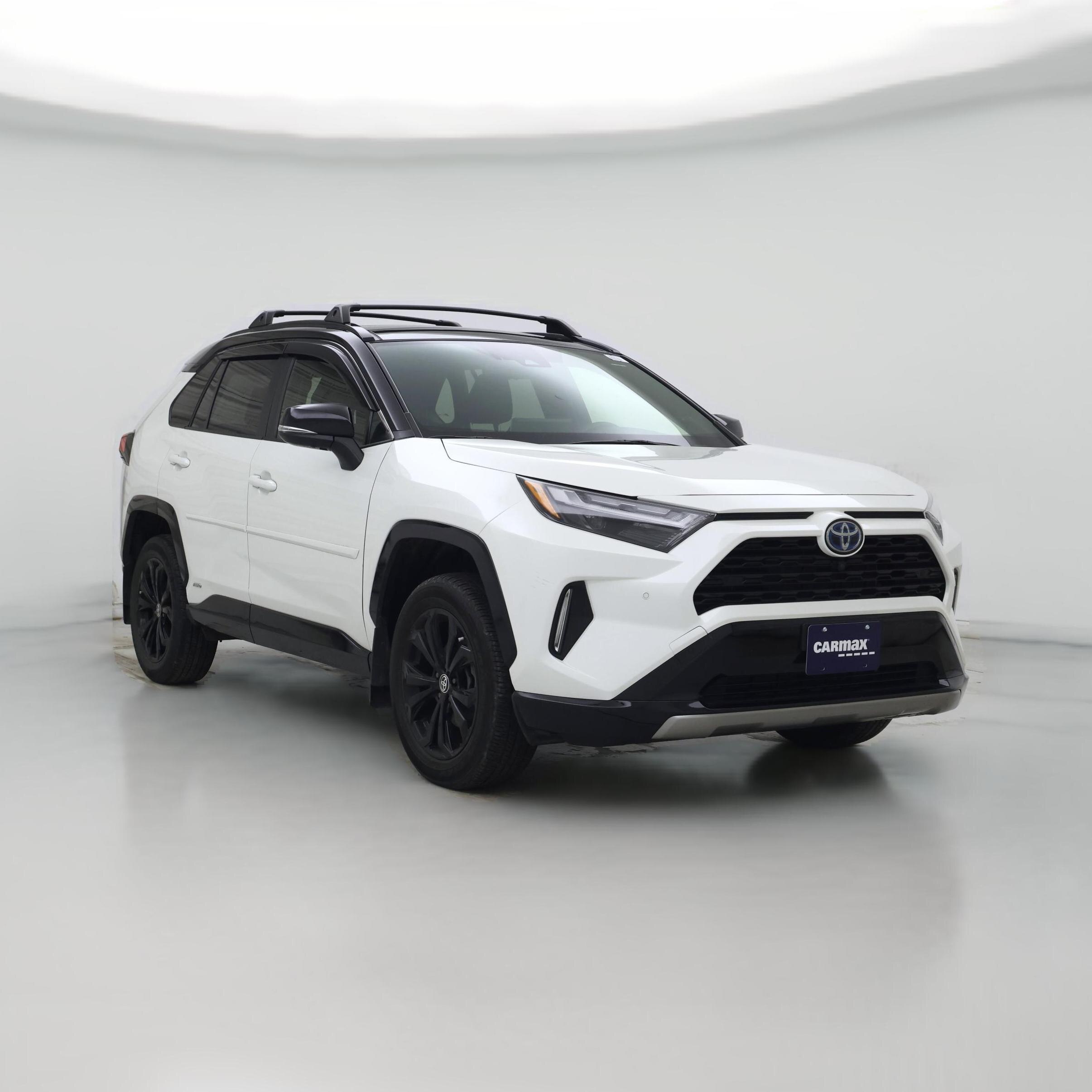 Thumbnail: 2022 Toyota RAV4 - 1