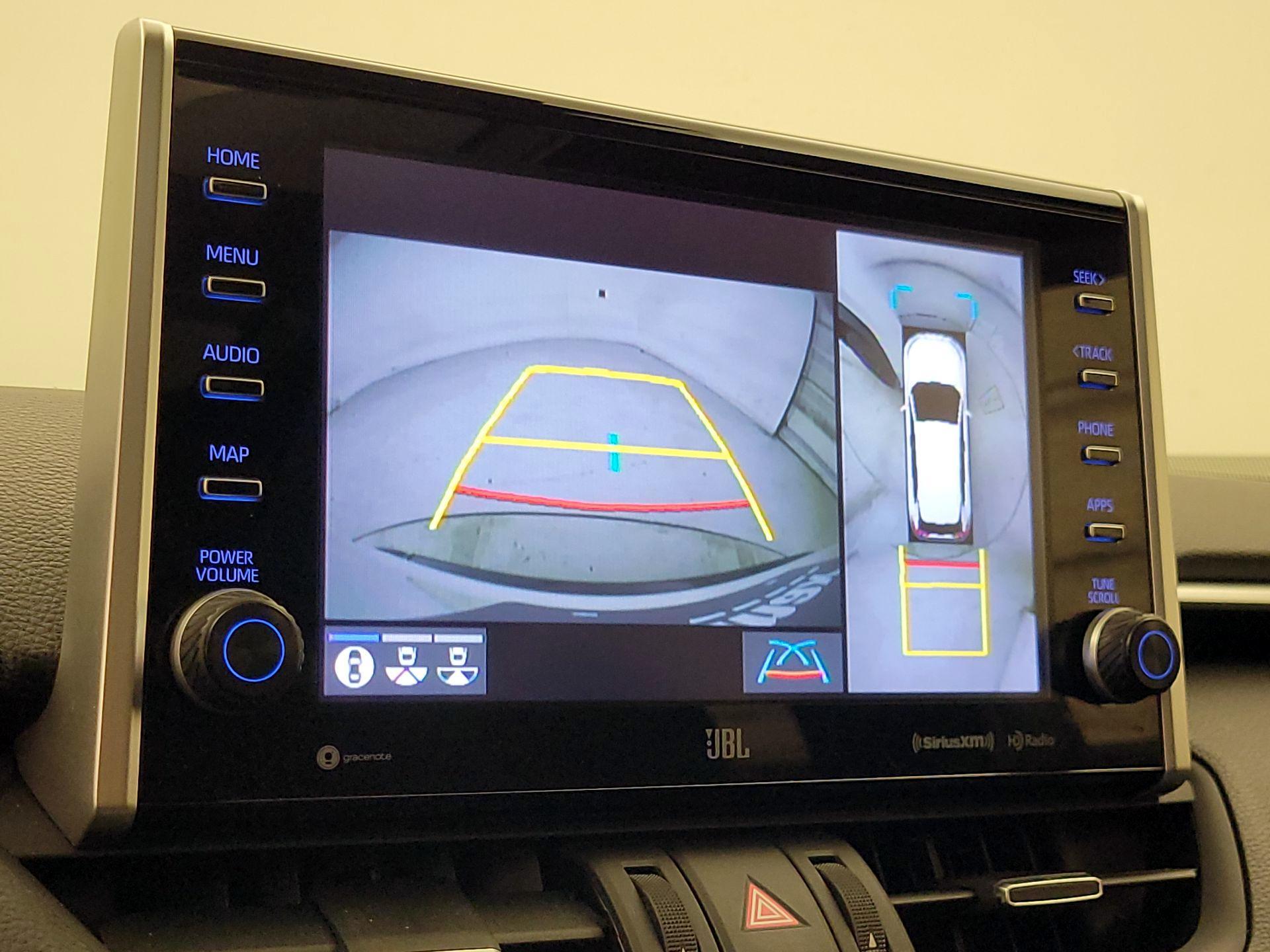 Thumbnail: 2022 Toyota RAV4 - 14