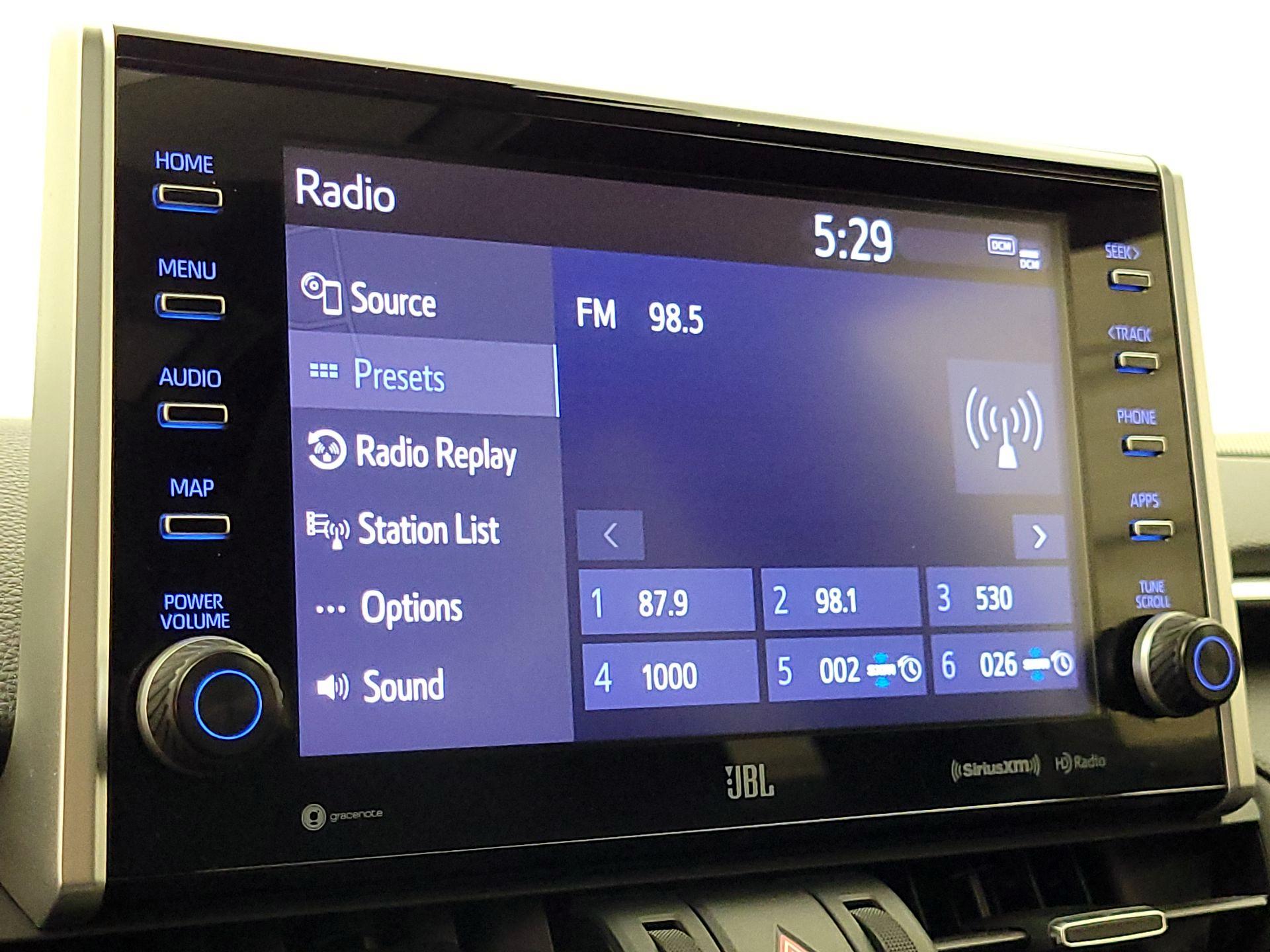 Thumbnail: 2022 Toyota RAV4 - 15