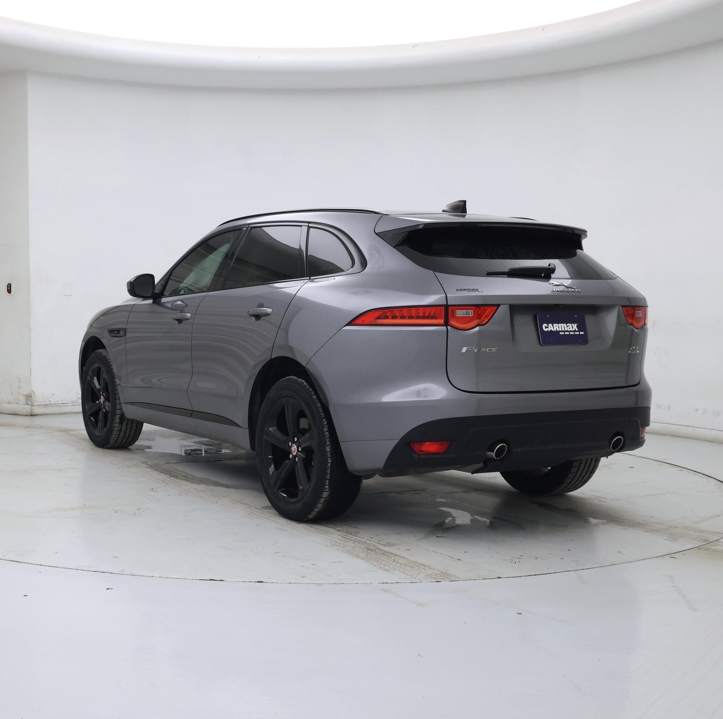 Thumbnail: 2020 Jaguar F-Pace - 2