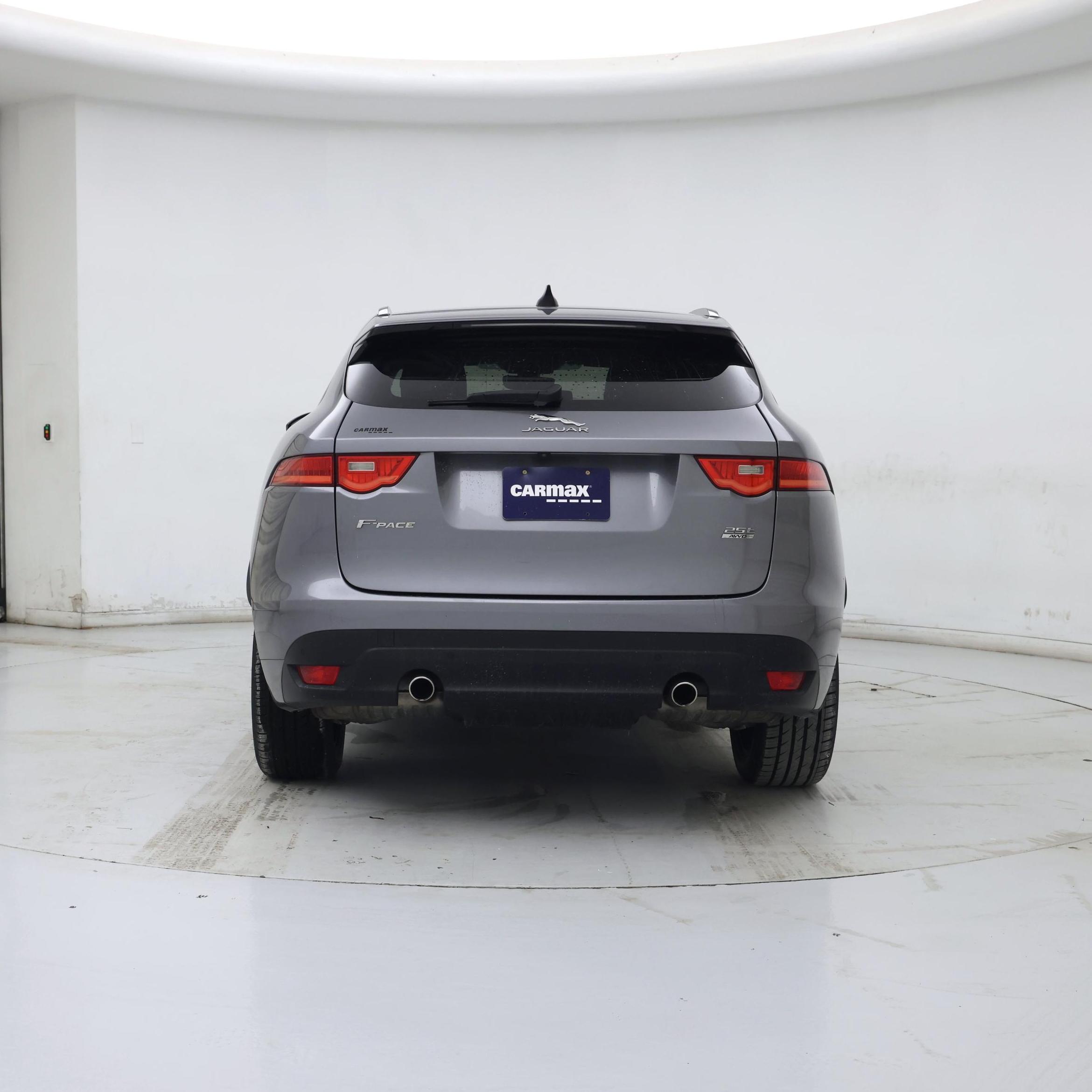 Thumbnail: 2020 Jaguar F-Pace - 6