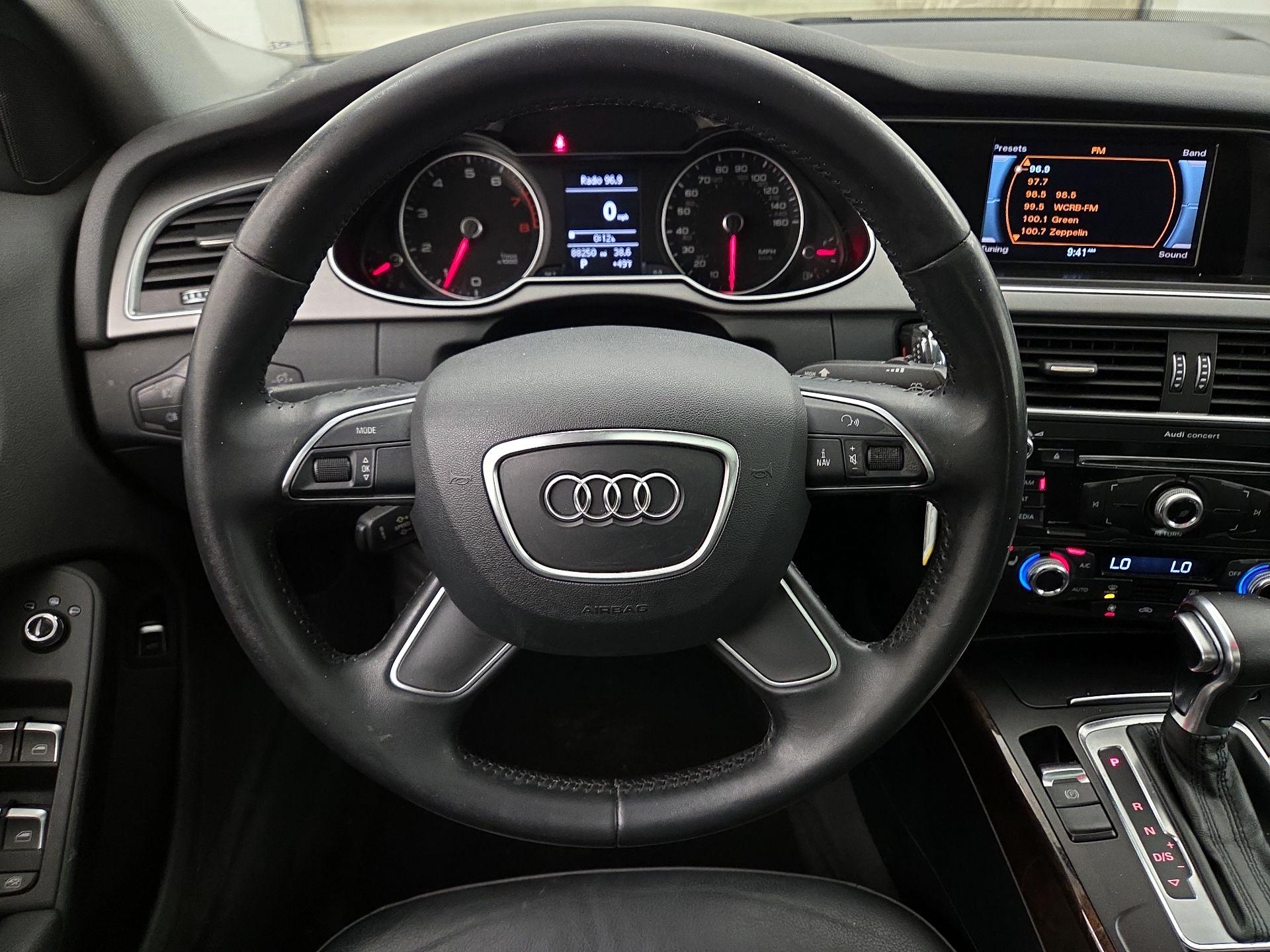 Thumbnail: 2015 Audi A4 - 10