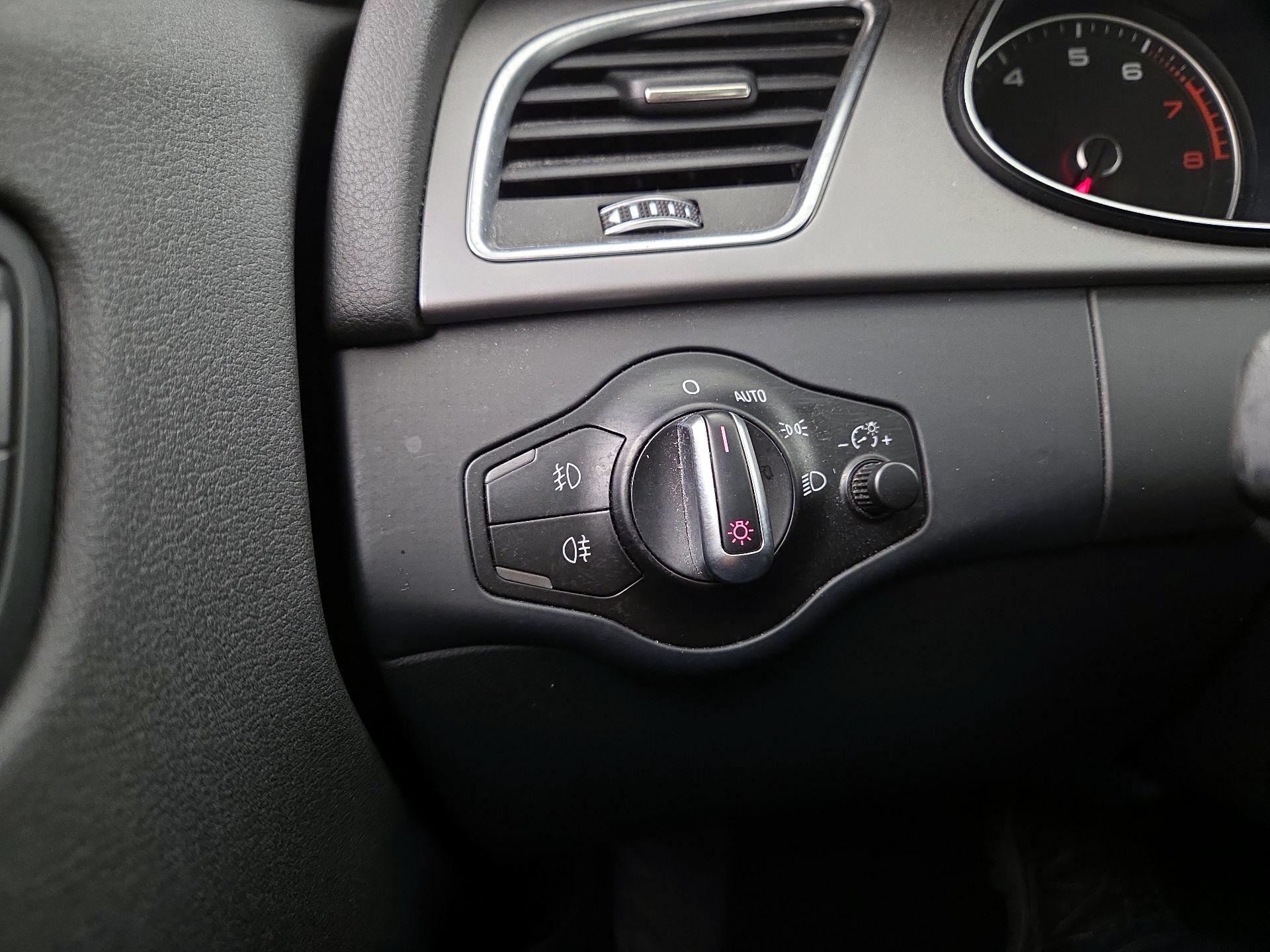 Thumbnail: 2015 Audi A4 - 13