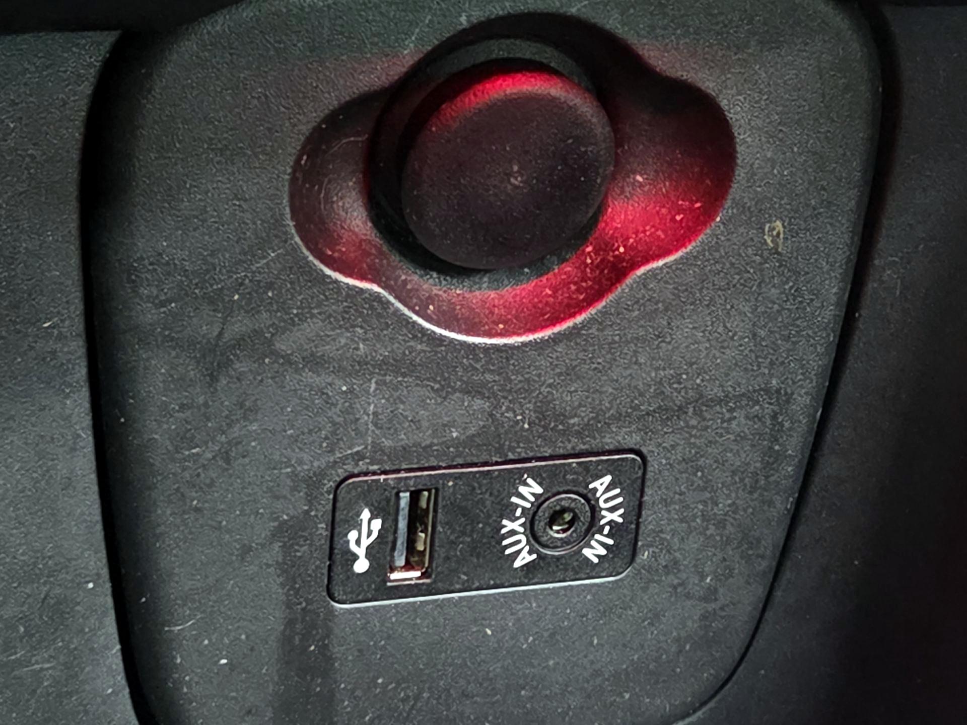 Thumbnail: 2016 MINI Cooper Hardtop - 17