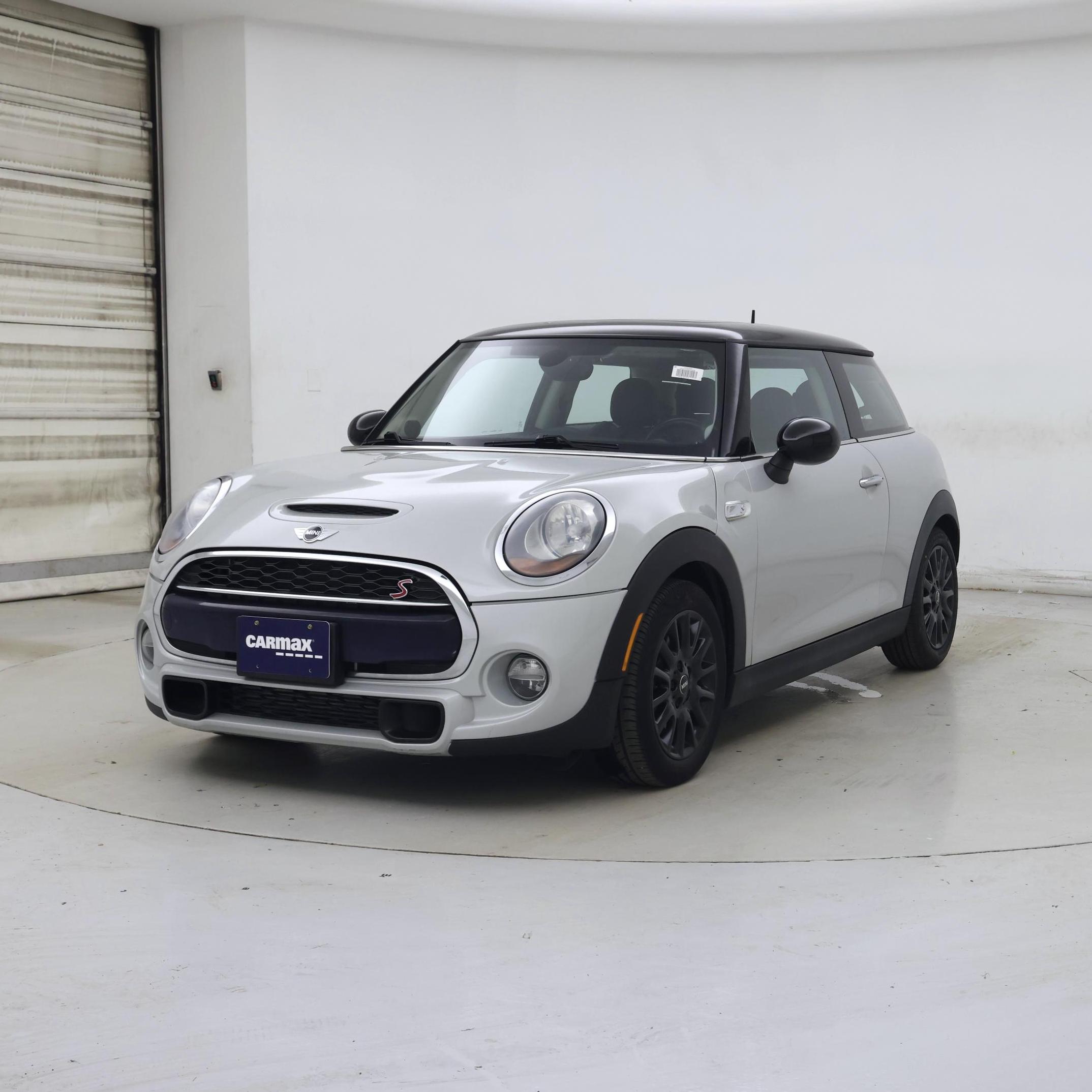 Thumbnail: 2016 MINI Cooper Hardtop - 4
