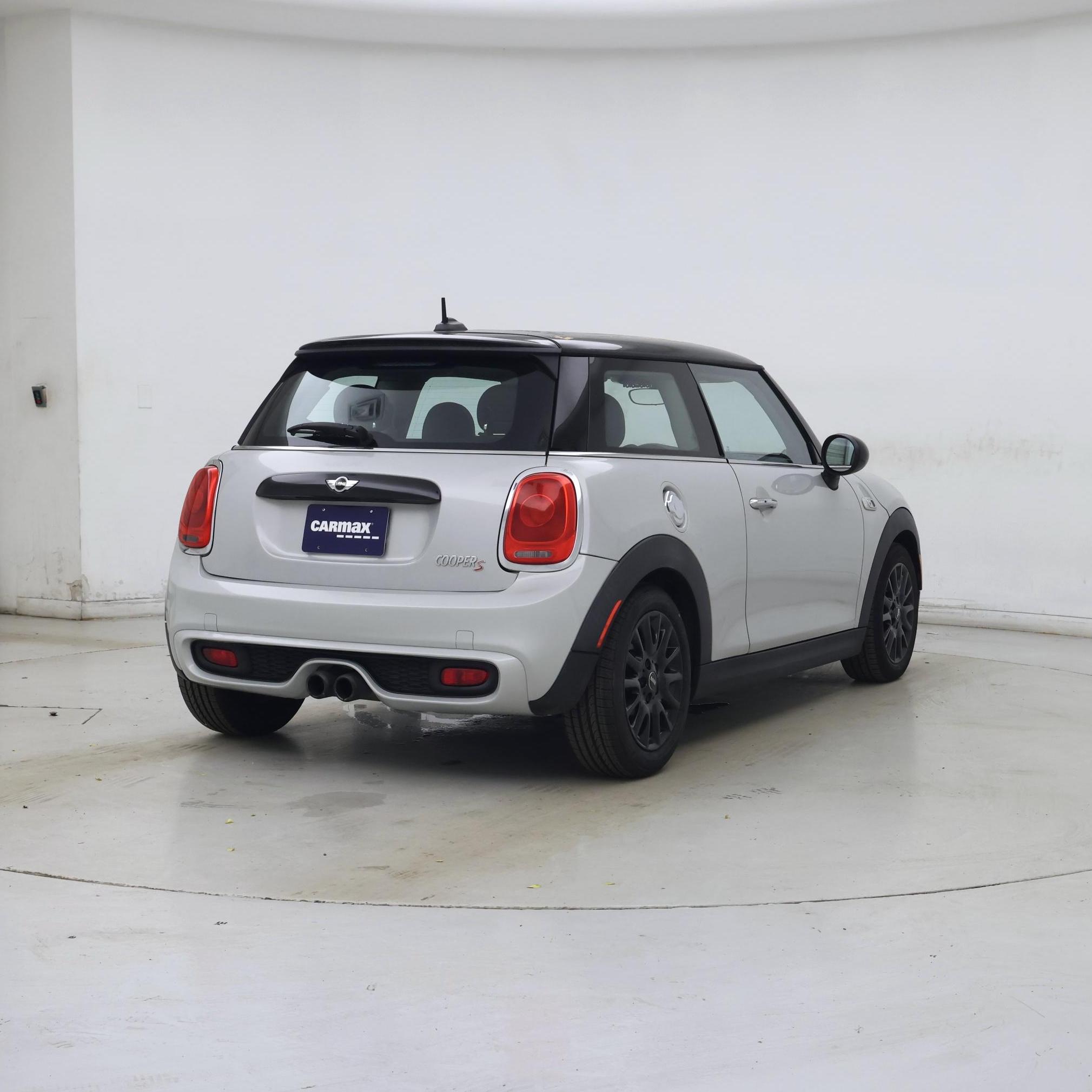 Thumbnail: 2016 MINI Cooper Hardtop - 8