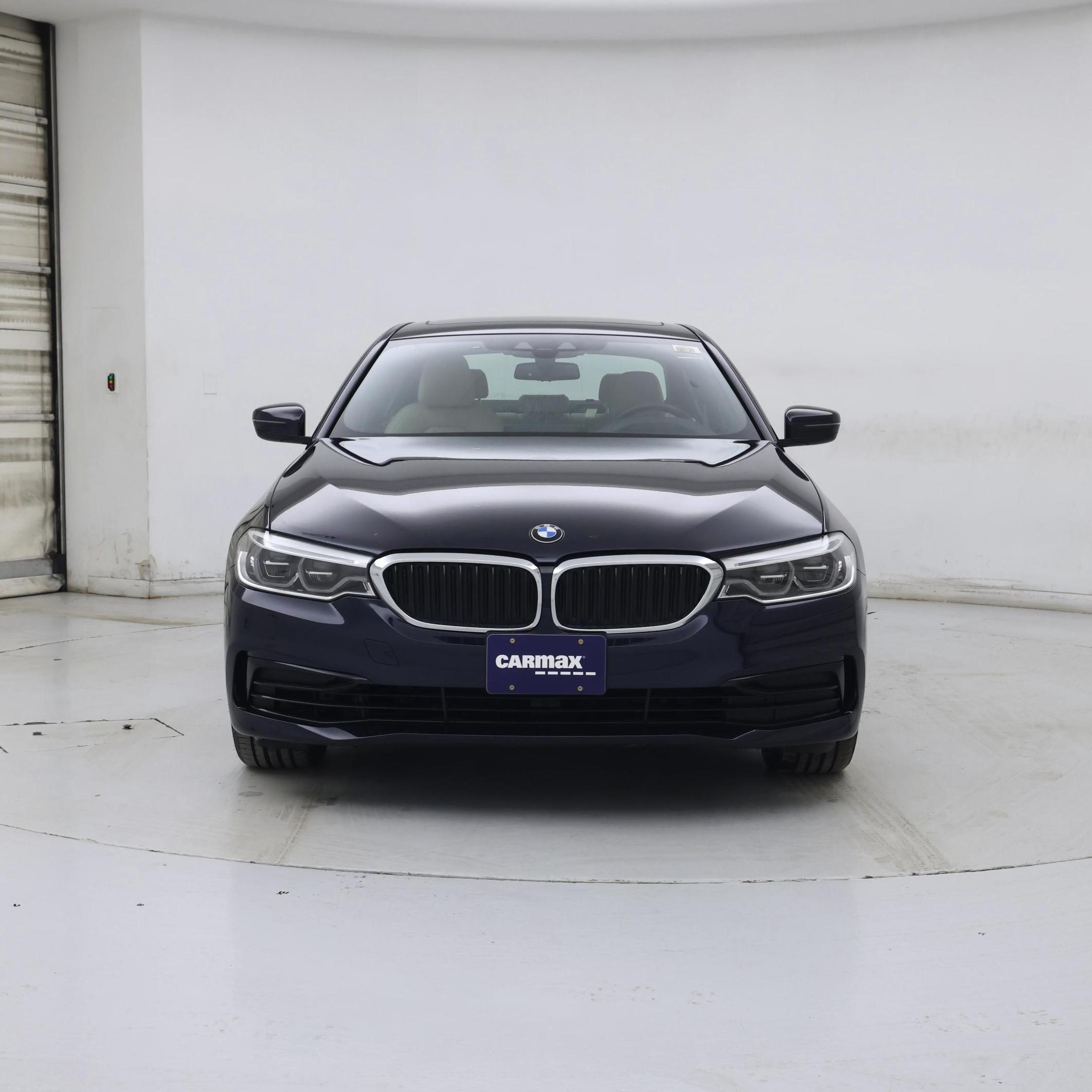 Thumbnail: 2019 BMW 5 Series - 5