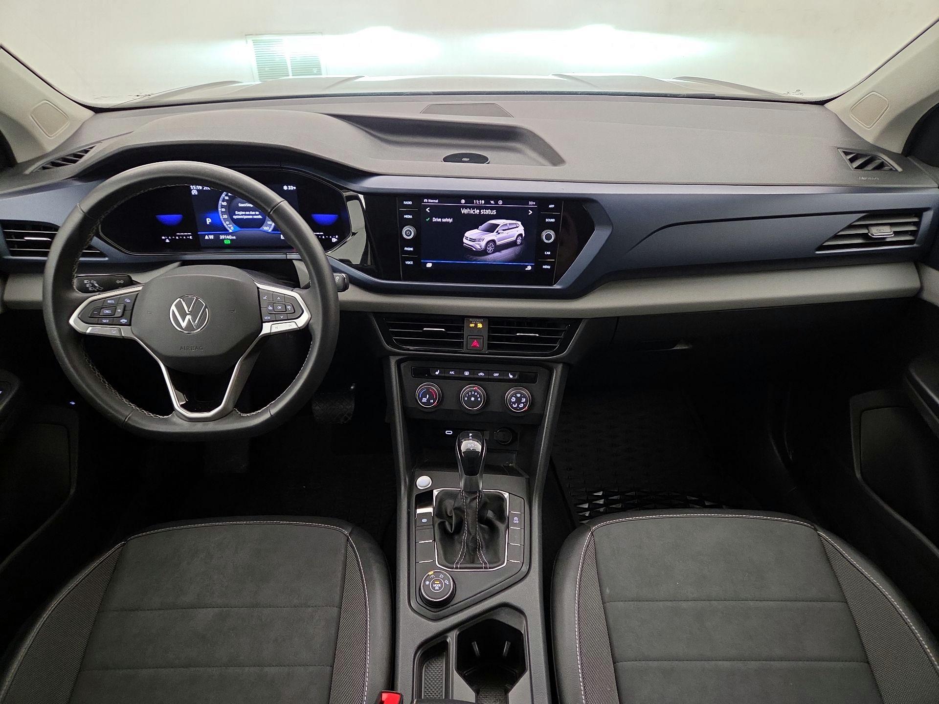 Thumbnail: 2022 Volkswagen Taos - 9