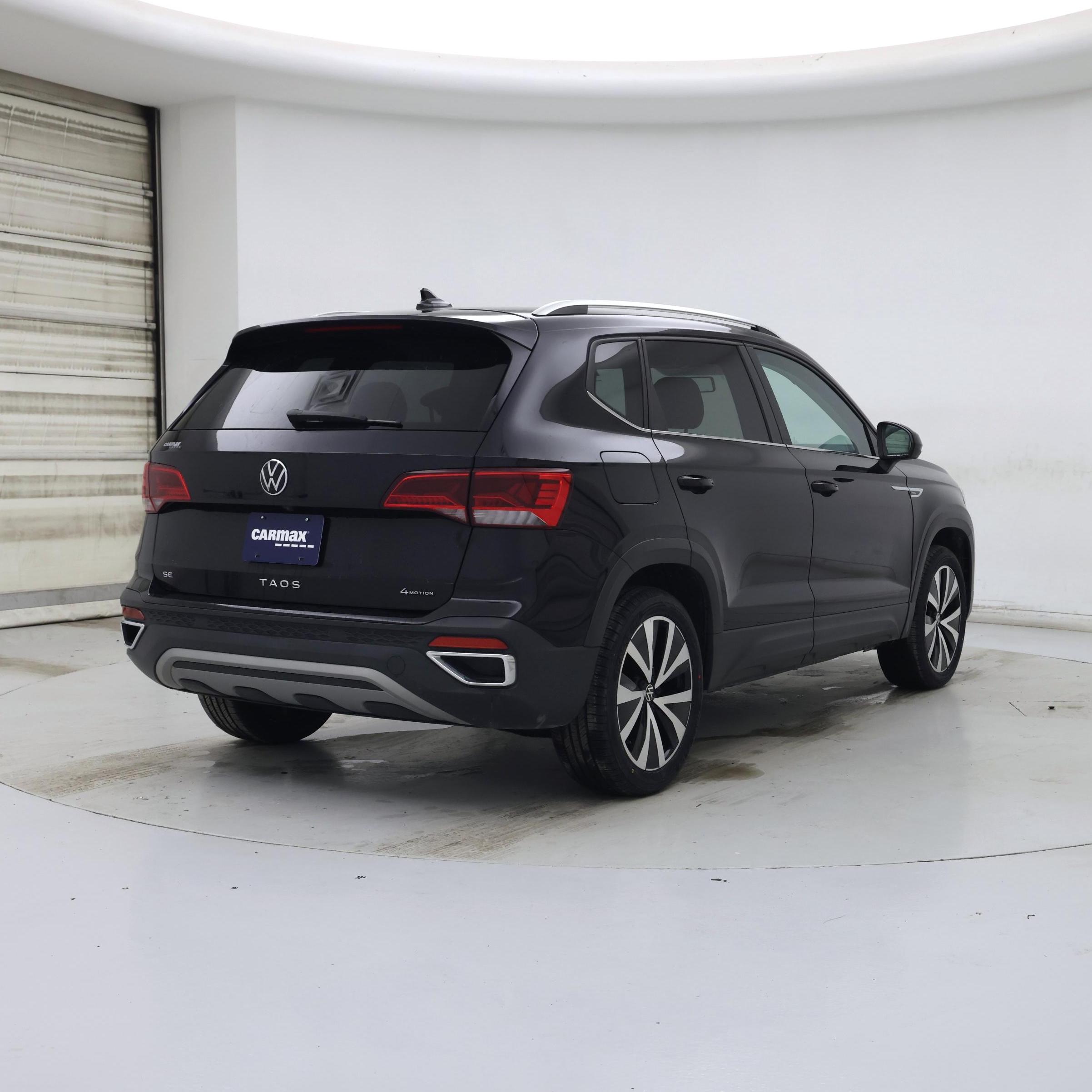 Thumbnail: 2022 Volkswagen Taos - 8