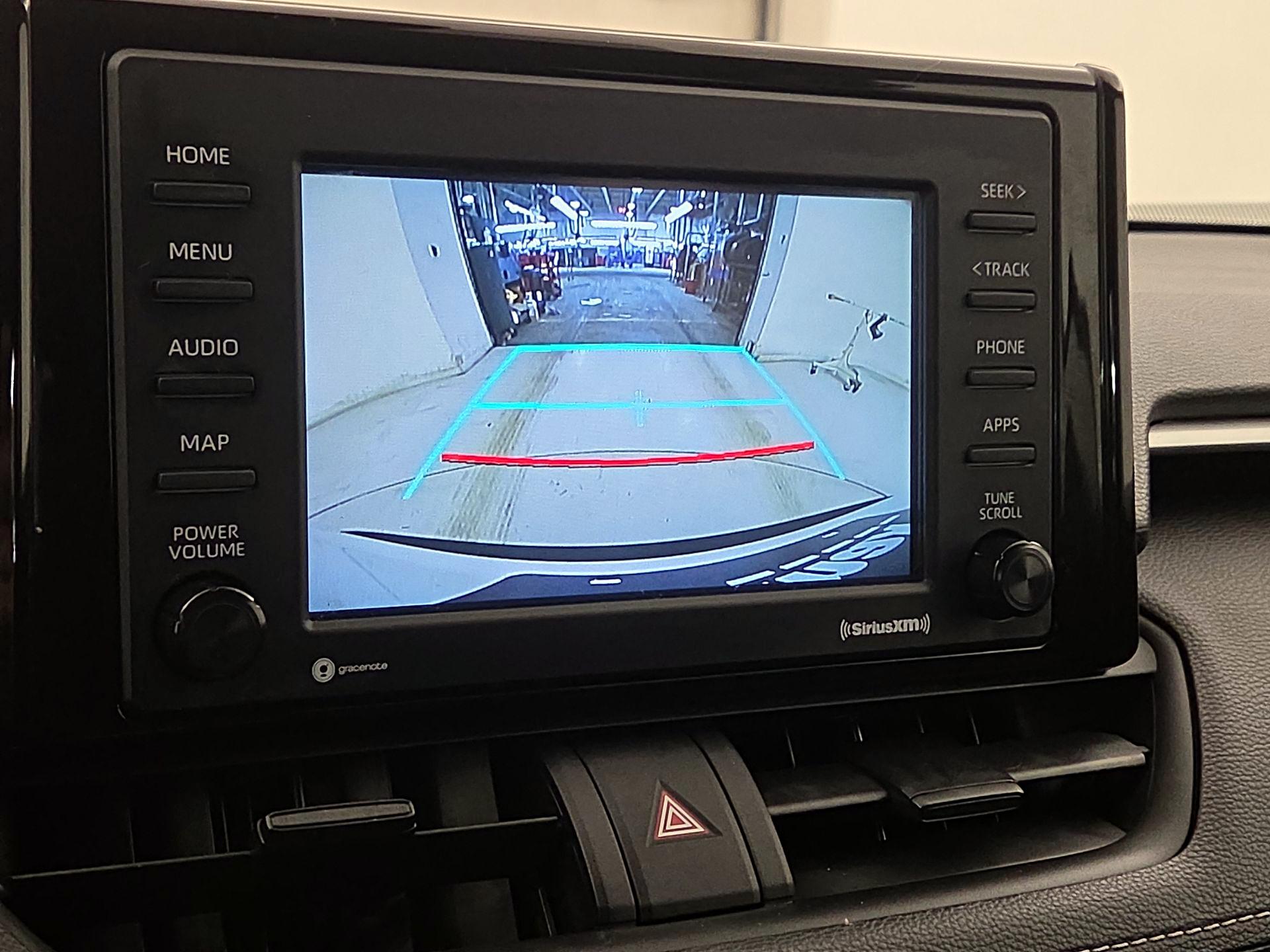 Thumbnail: 2021 Toyota RAV4 - 14